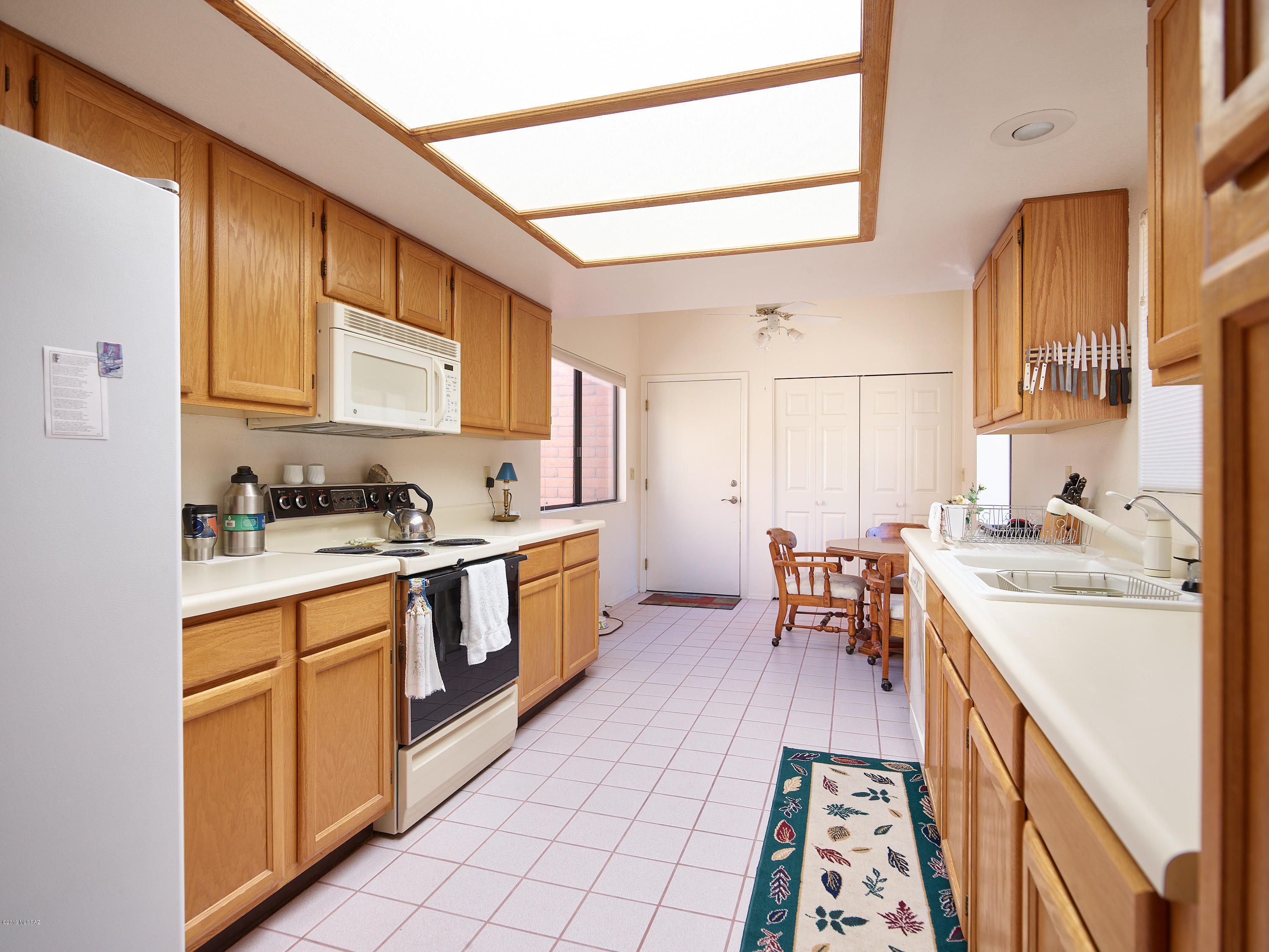 La Cholla Hills(1-313) - Residential