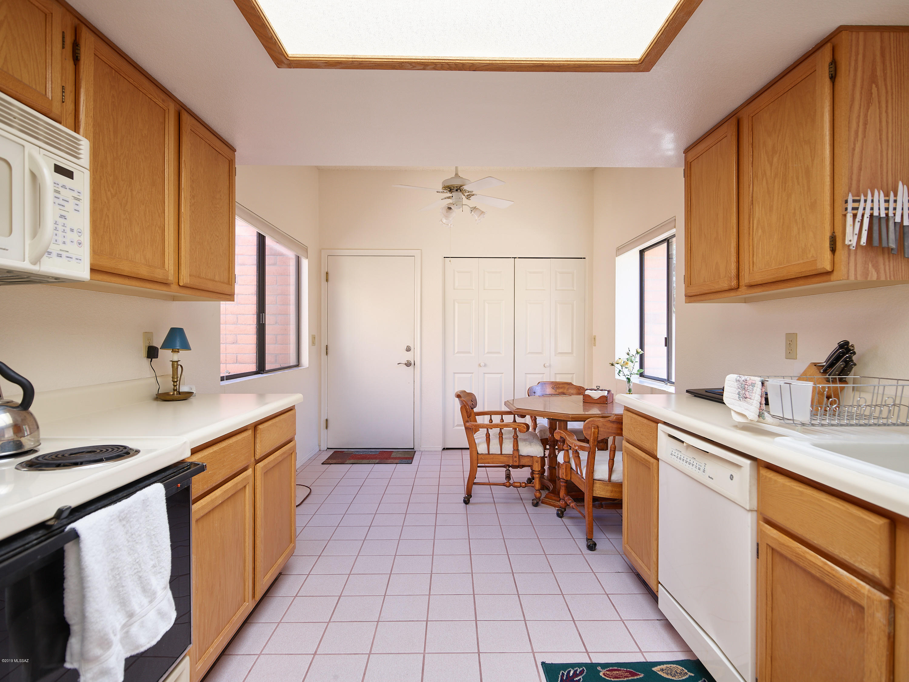 La Cholla Hills(1-313) - Residential