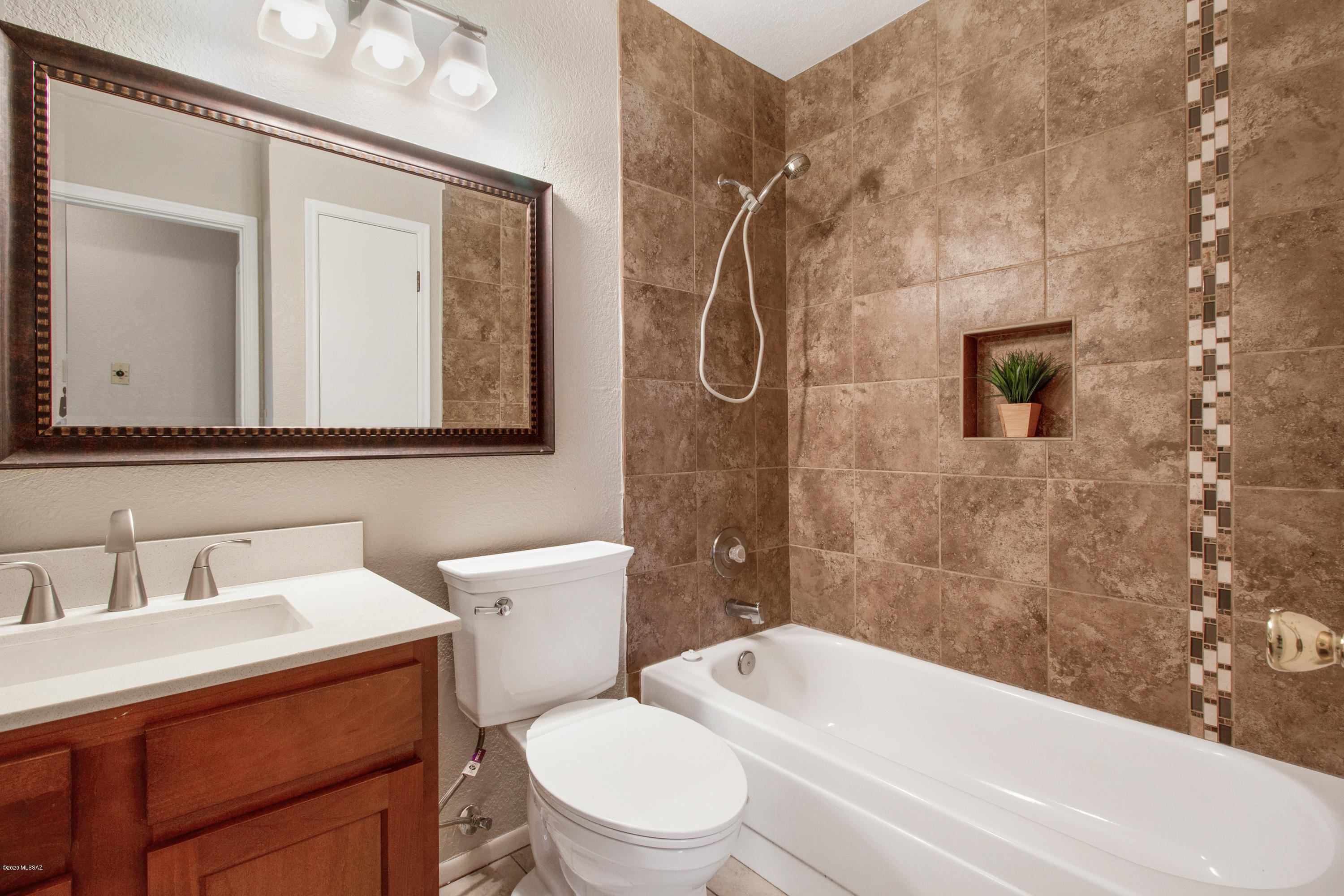 Saddlewood Villas (1-102) - Residential