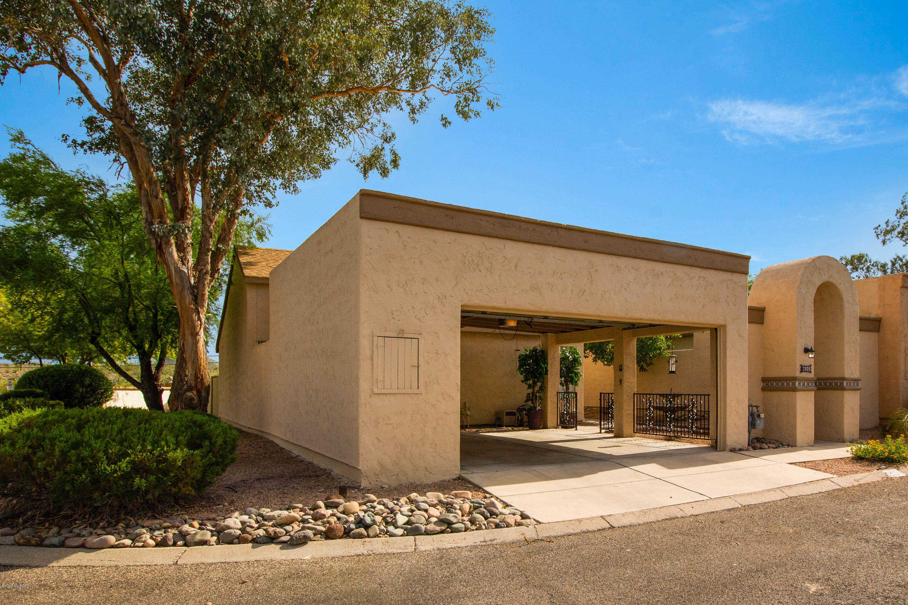 Saddlewood Villas (1-102) - Residential