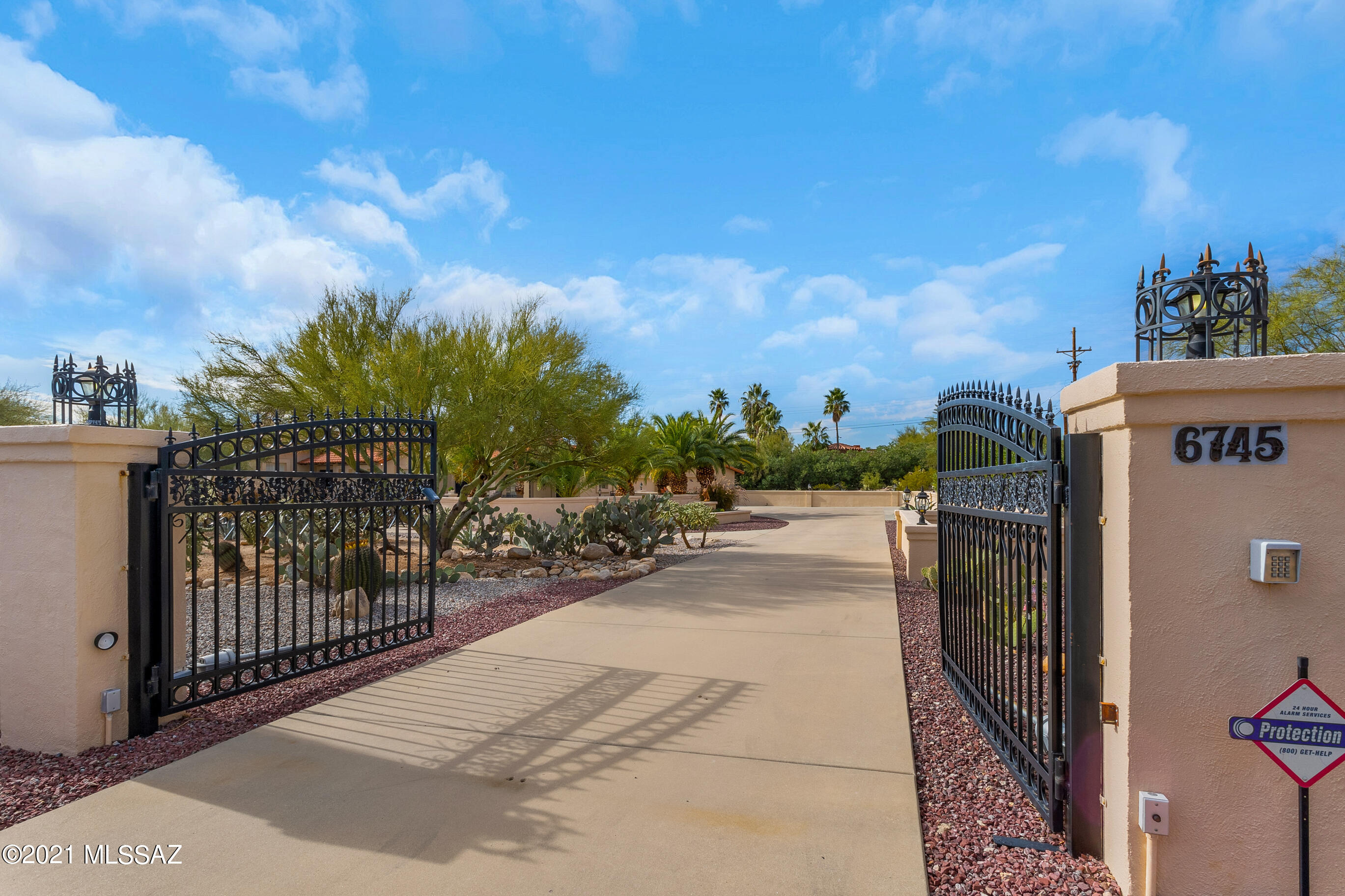 Casas Adobes Estates NO. 2-A Resub. - Residential