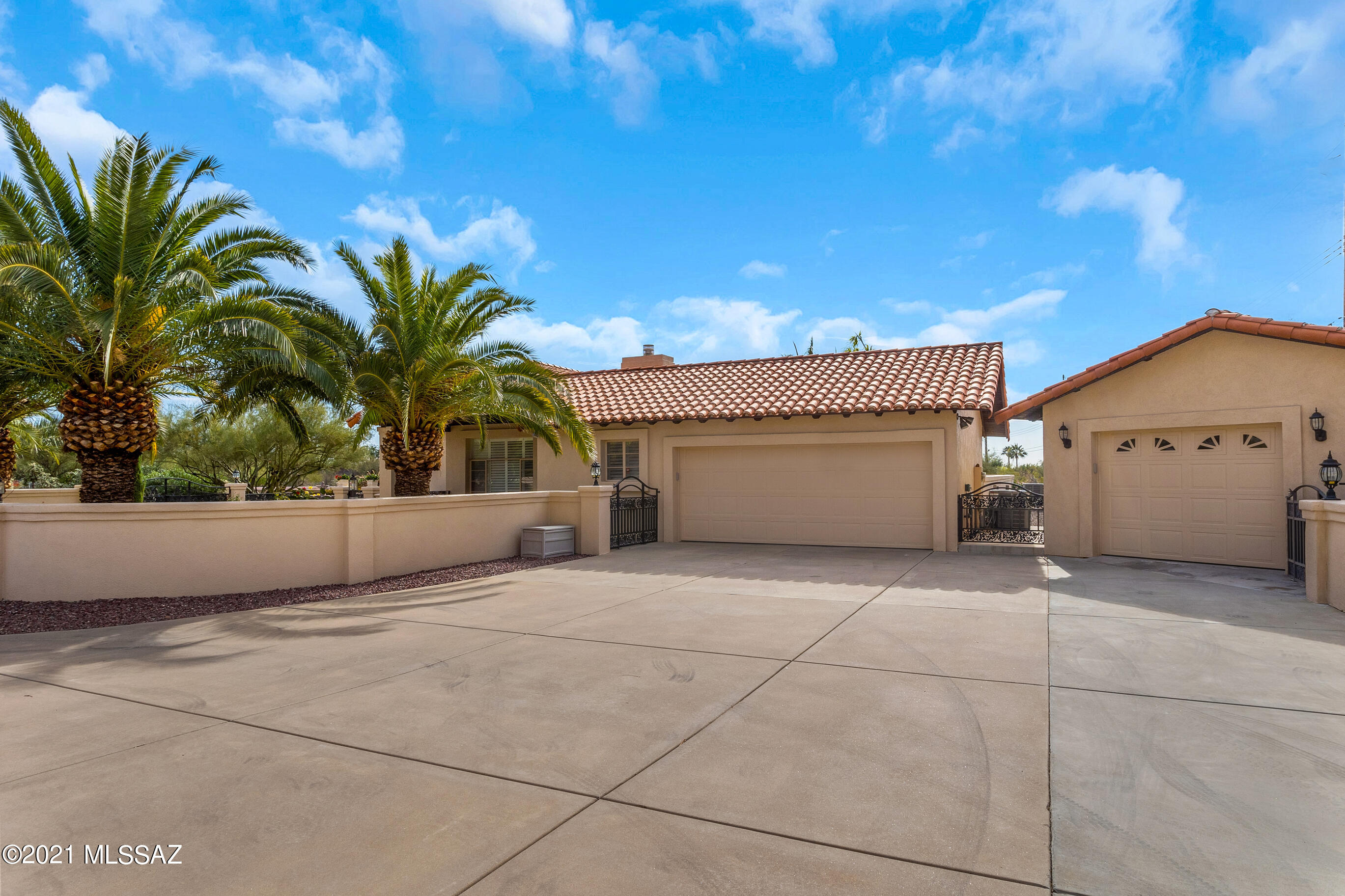 Casas Adobes Estates NO. 2-A Resub. - Residential