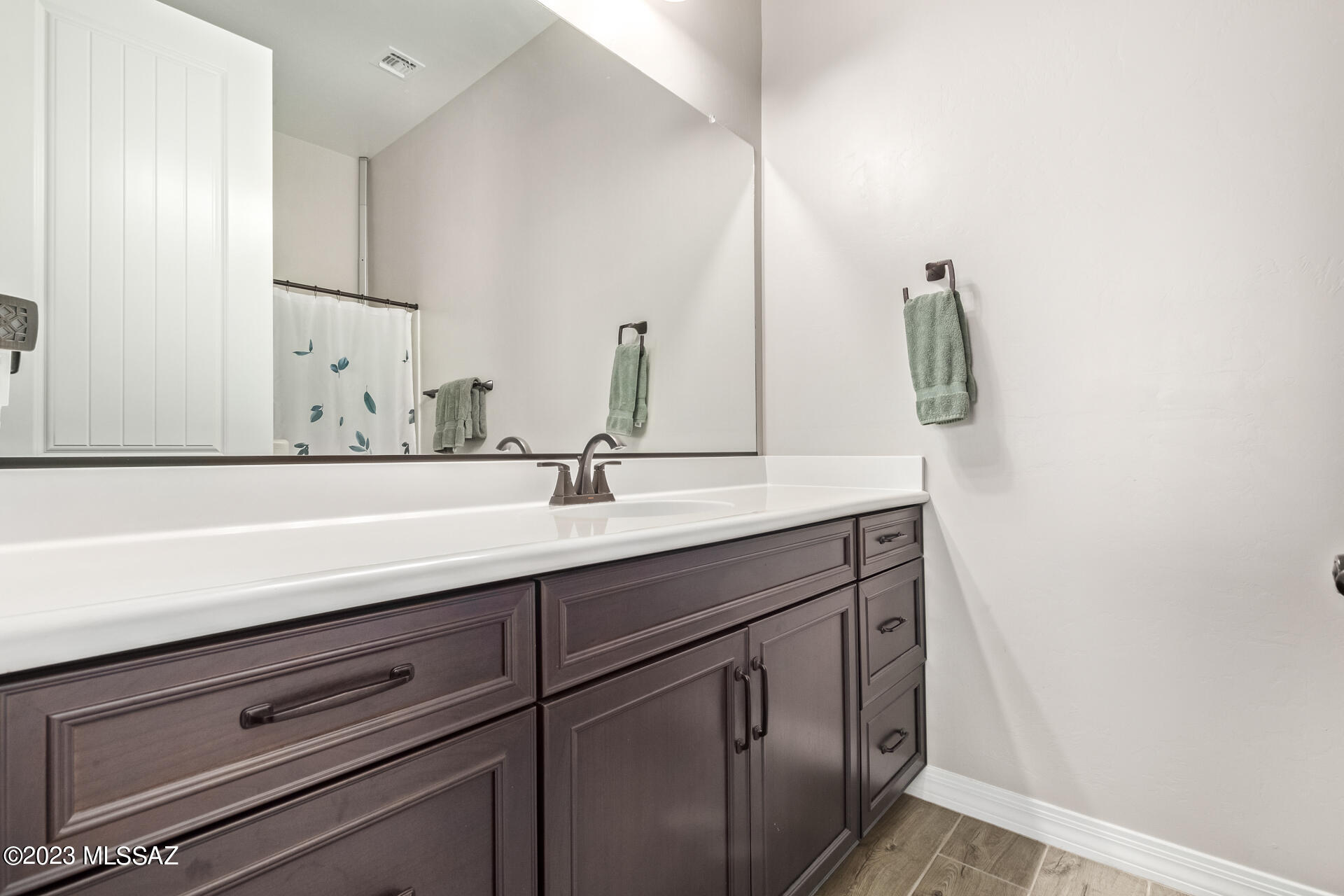 Sanctuary At Silverhawke - Residential