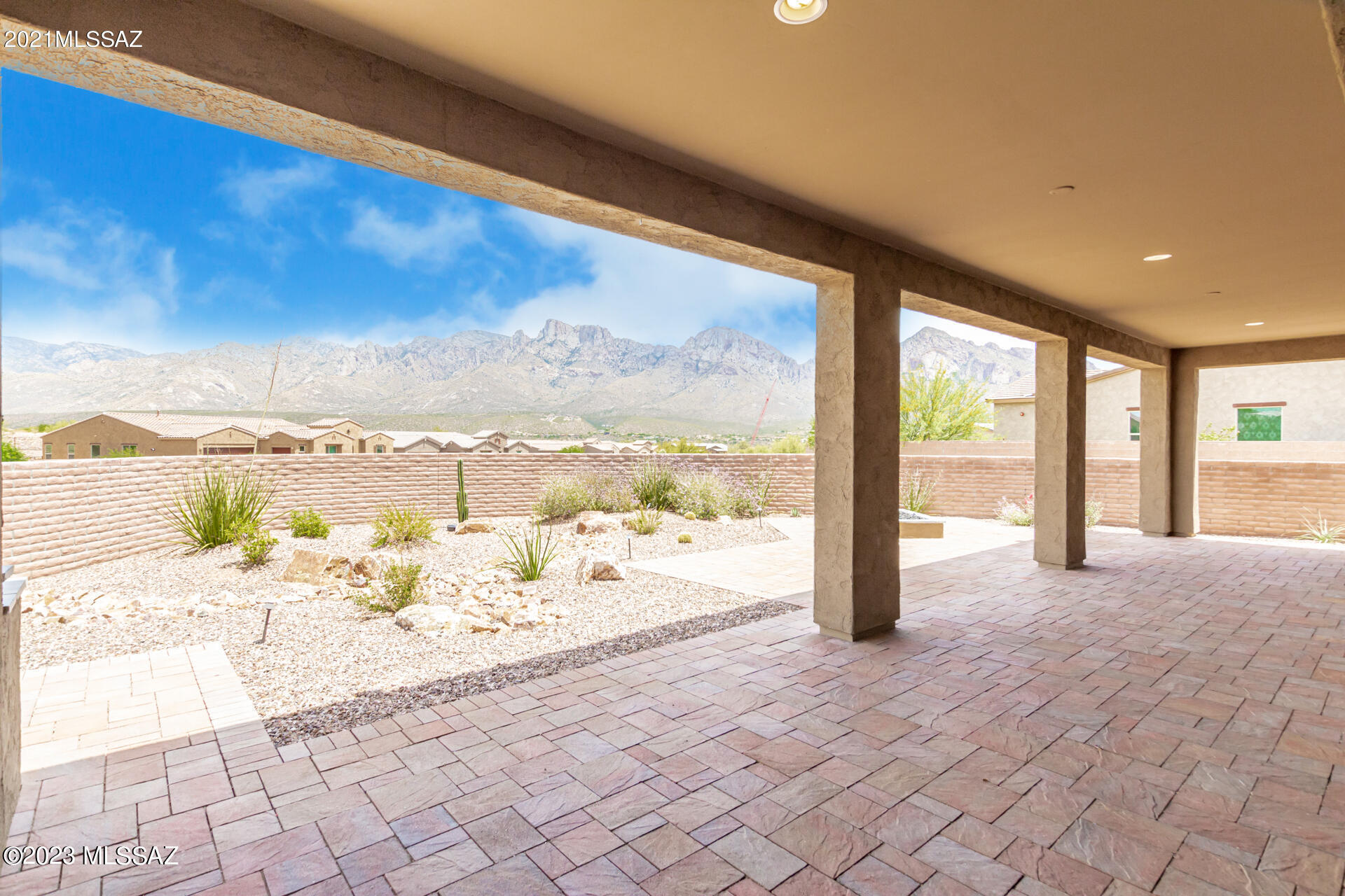 Sanctuary At Silverhawke - Residential