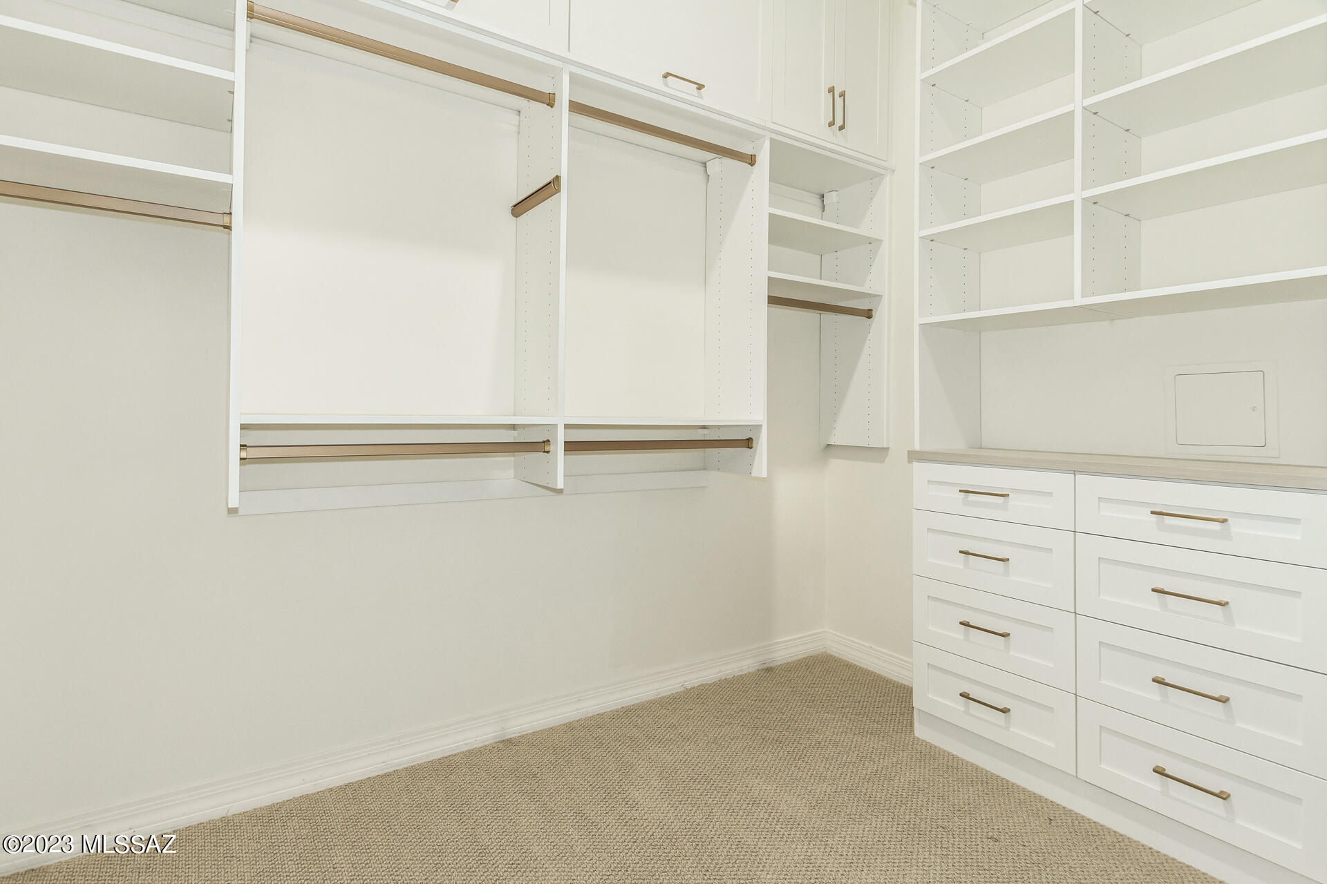 Sanctuary At Silverhawke - Residential