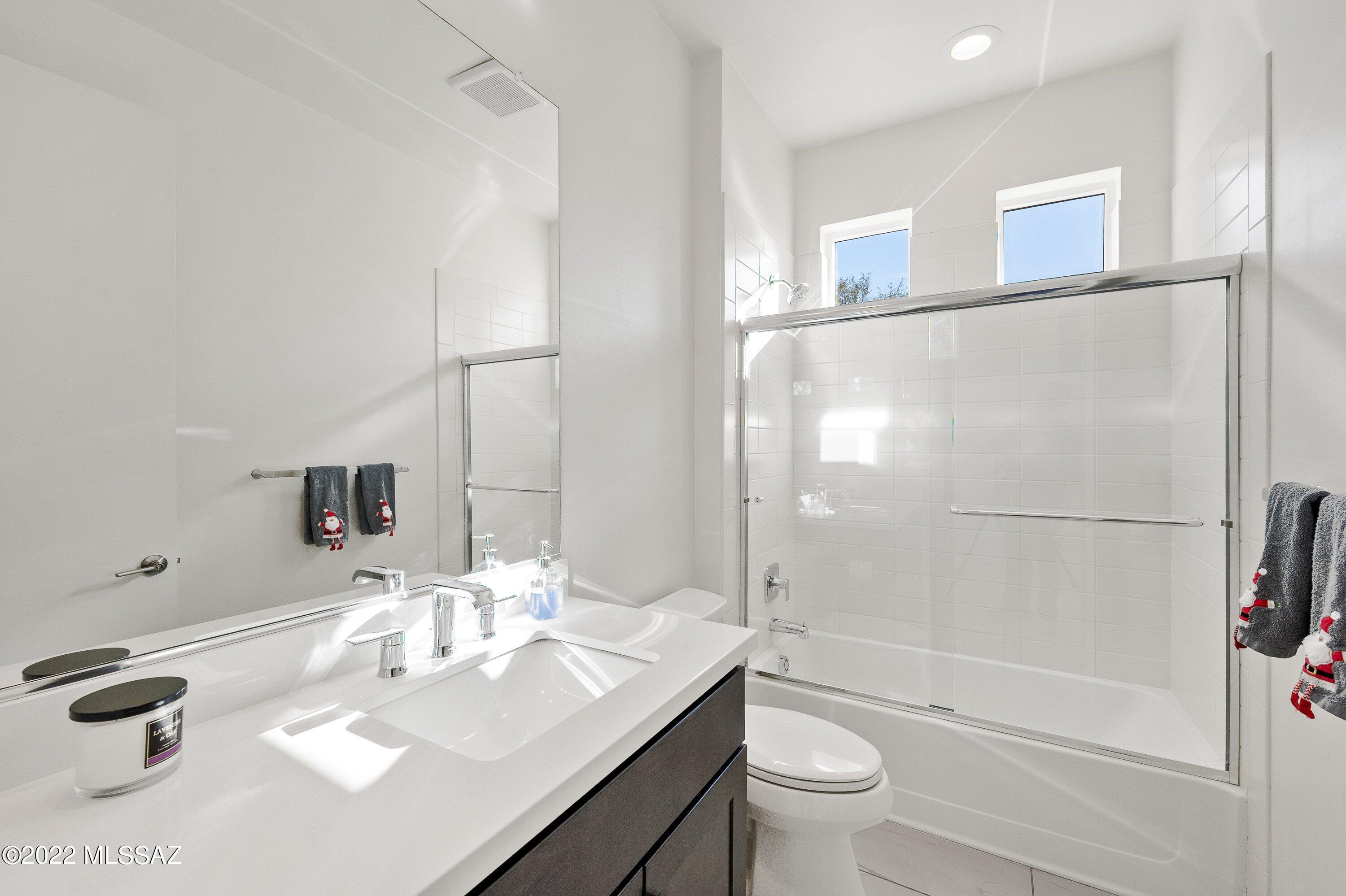 Ventana View - Residential