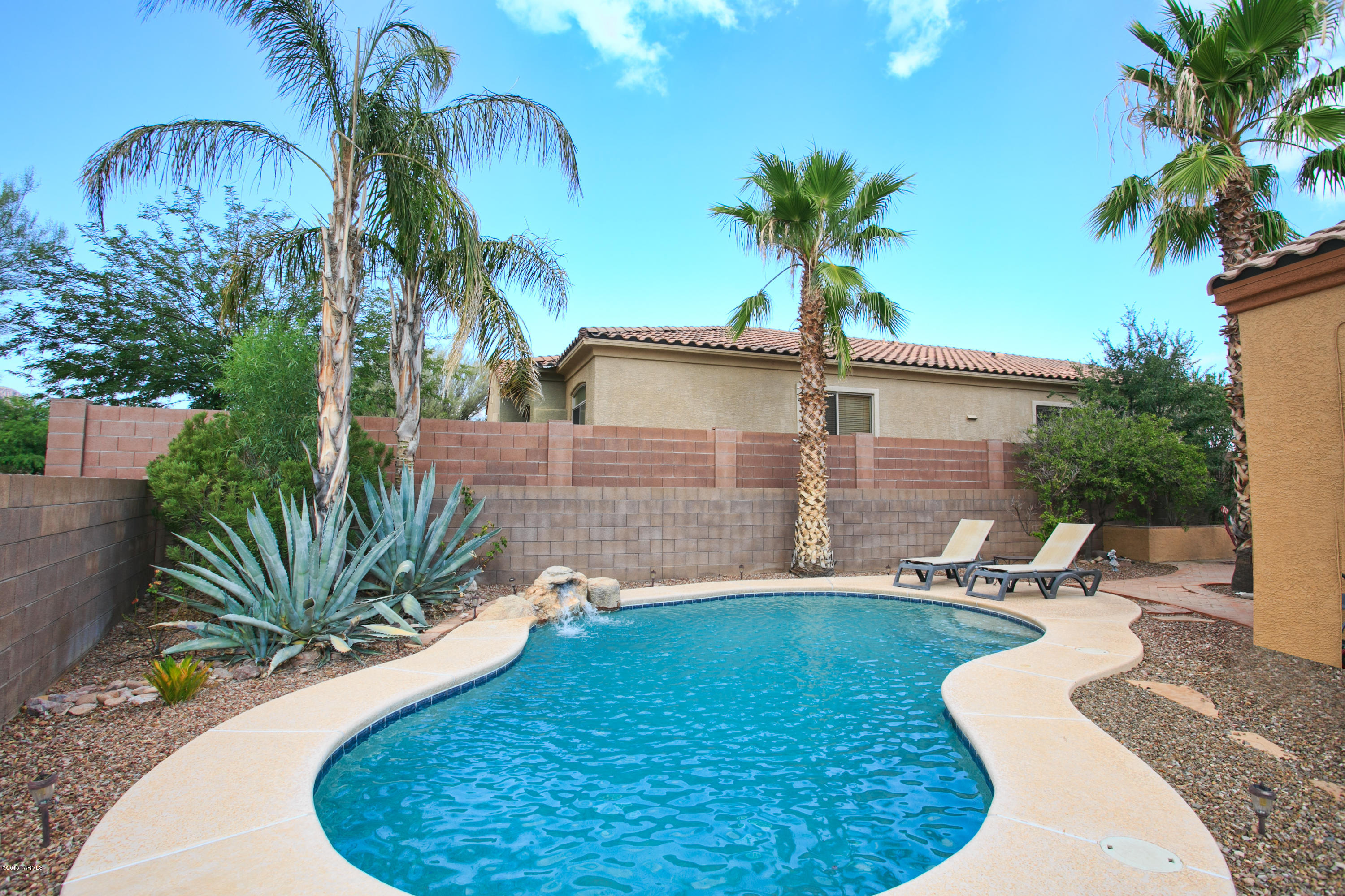 Continental Reserve Blk. 1 & 7 (1-61) - Residential