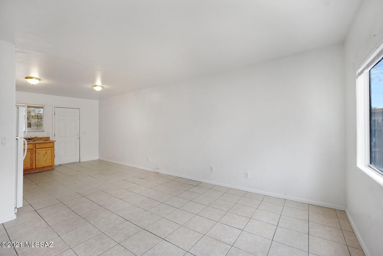 Lincoln Park - Residential Lease
