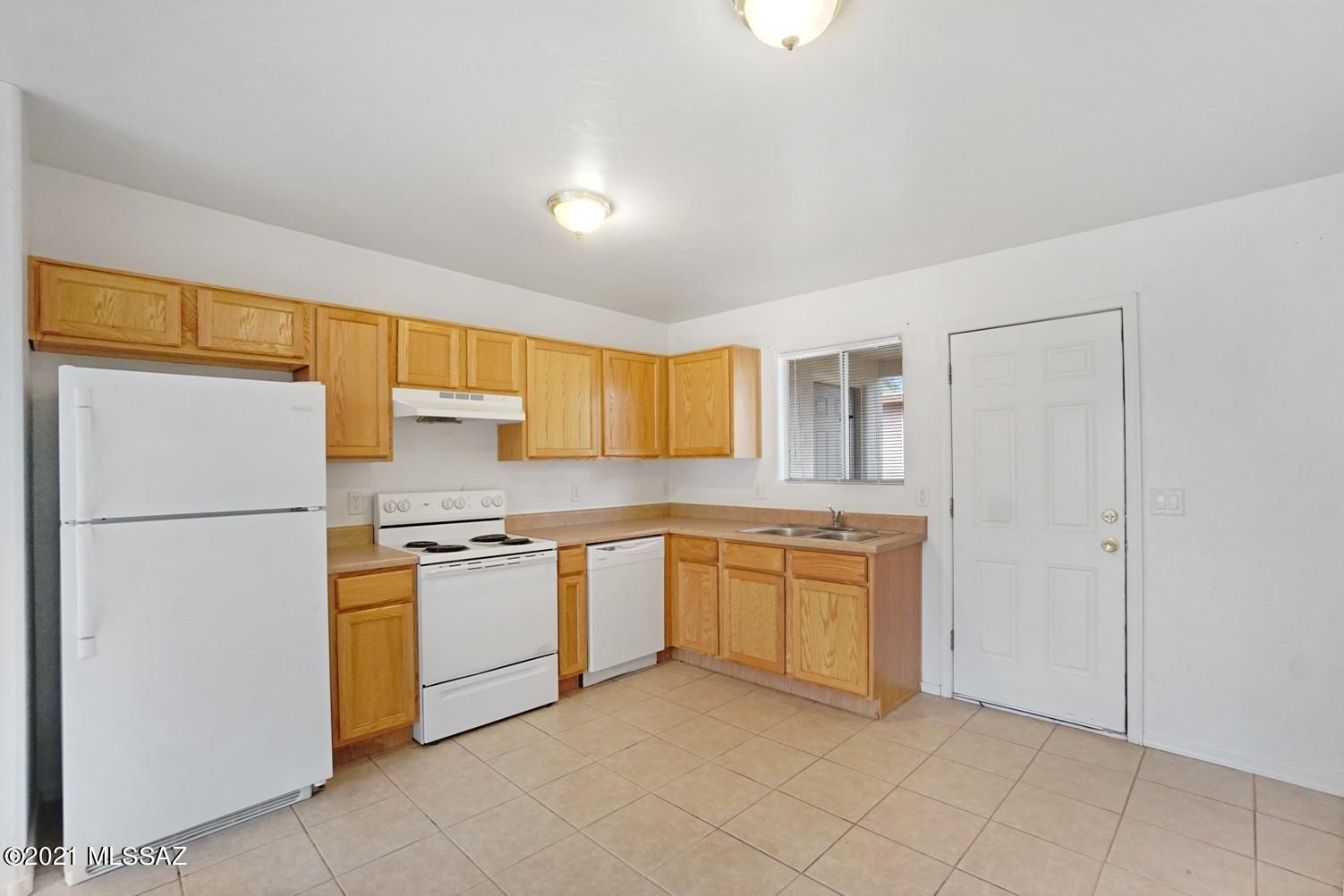 Lincoln Park - Residential Lease