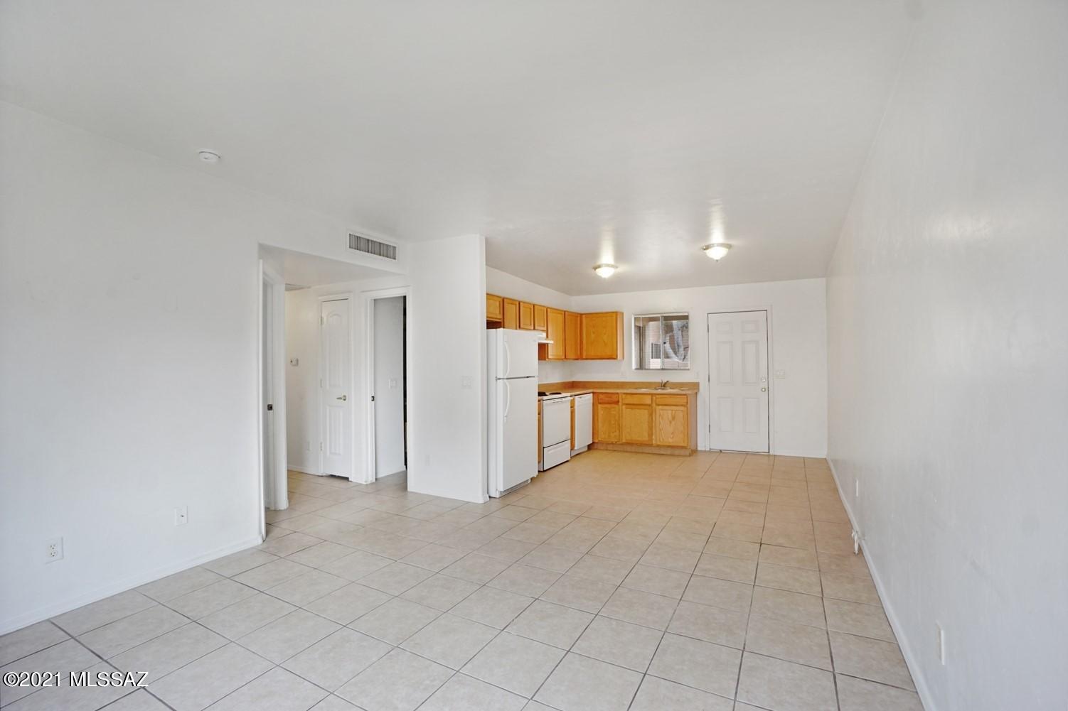 Lincoln Park - Residential Lease