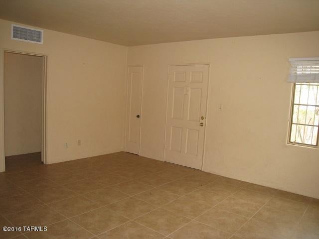 Jefferson Park - Residential Lease