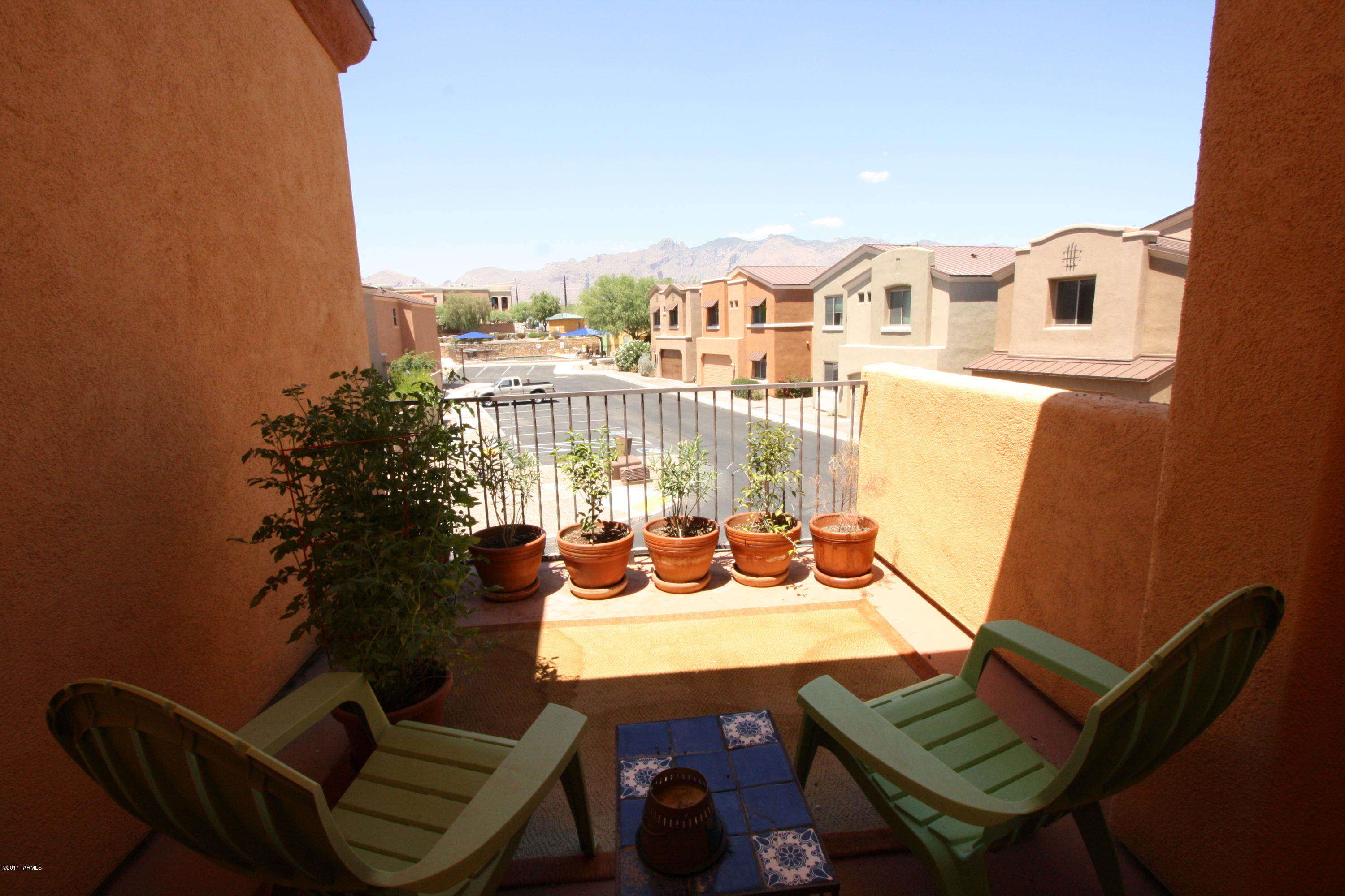 River Walk (1-140) - Residential Lease