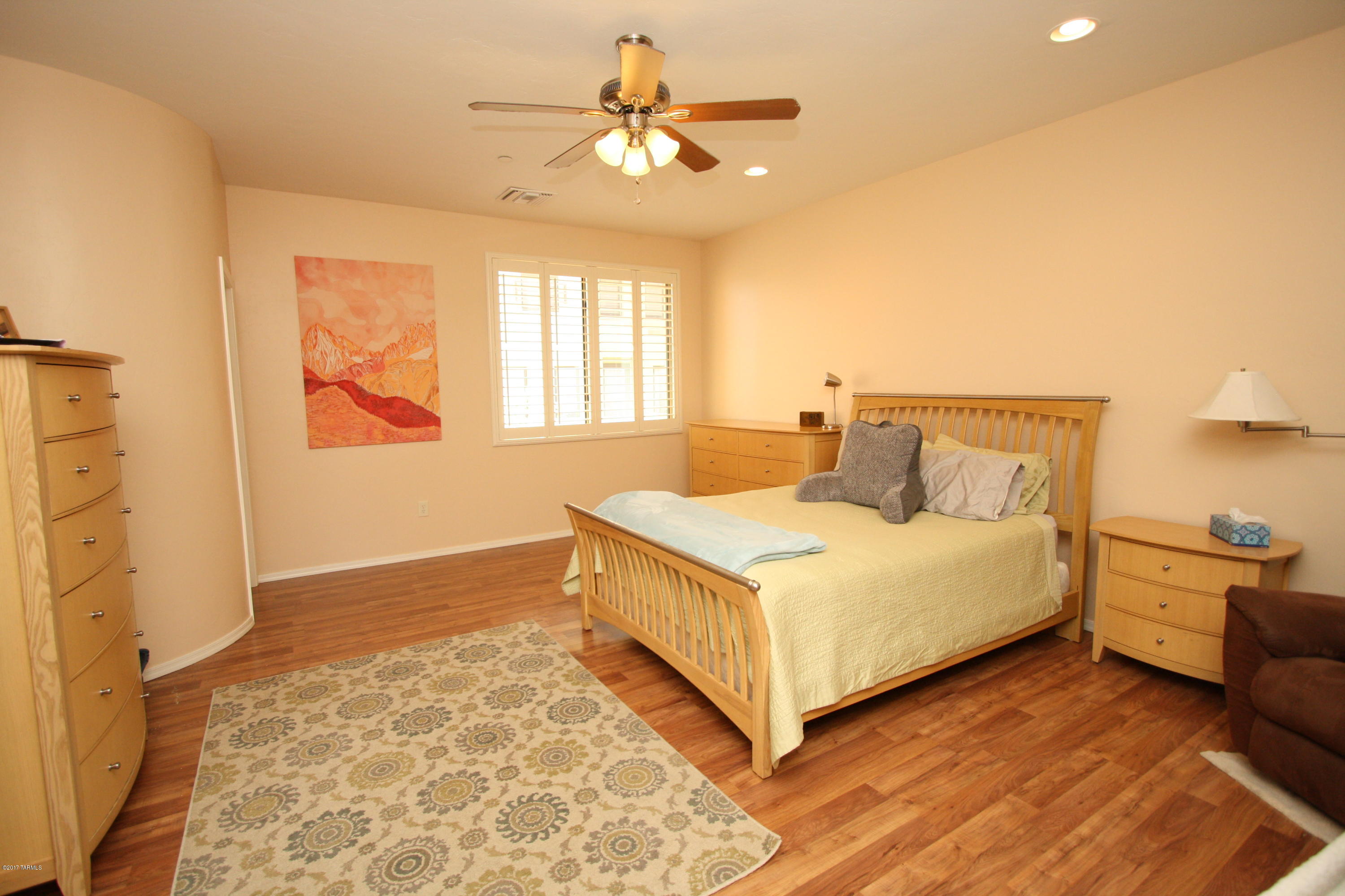 River Walk (1-140) - Residential Lease