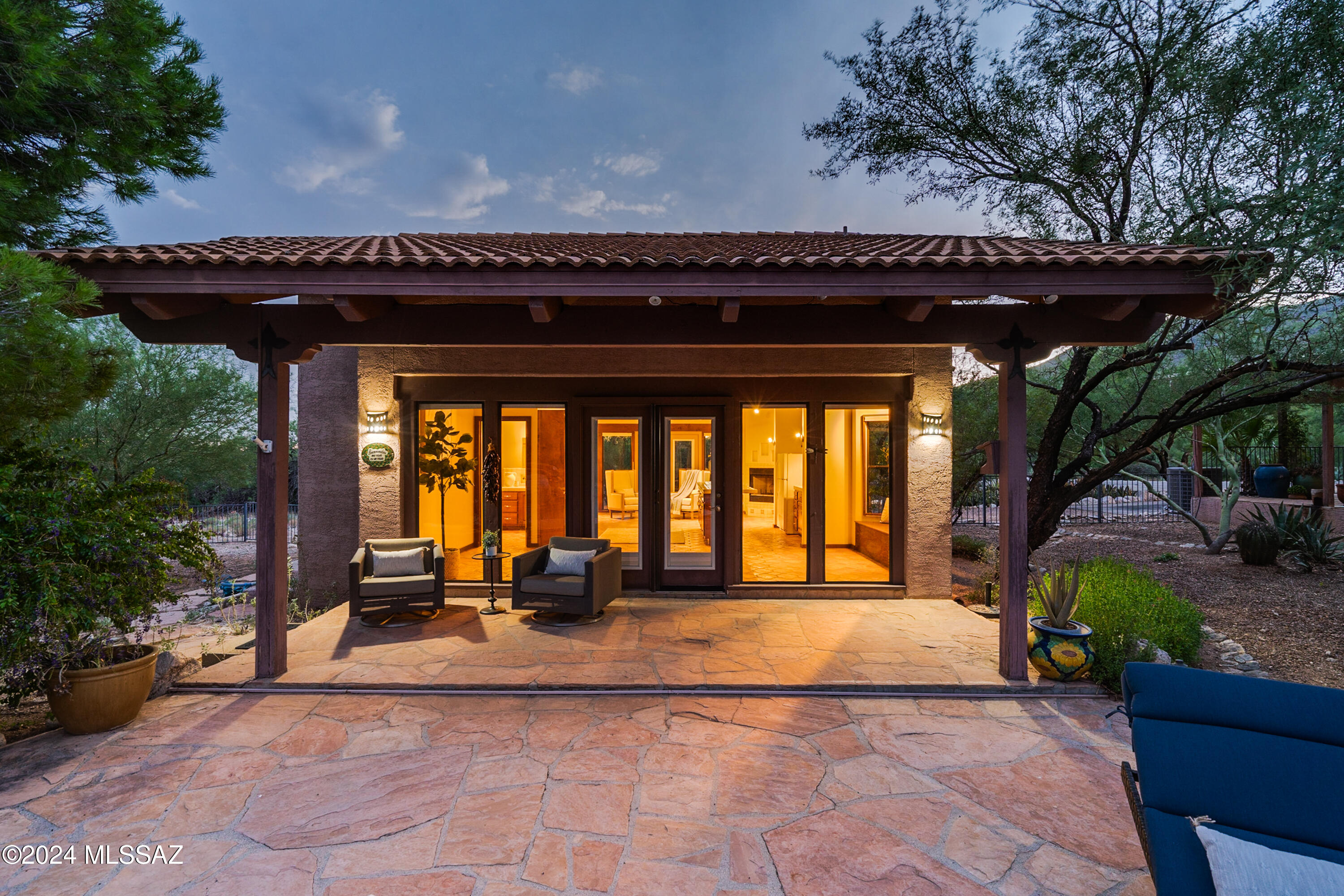 The Homestead (1-8) - Residential