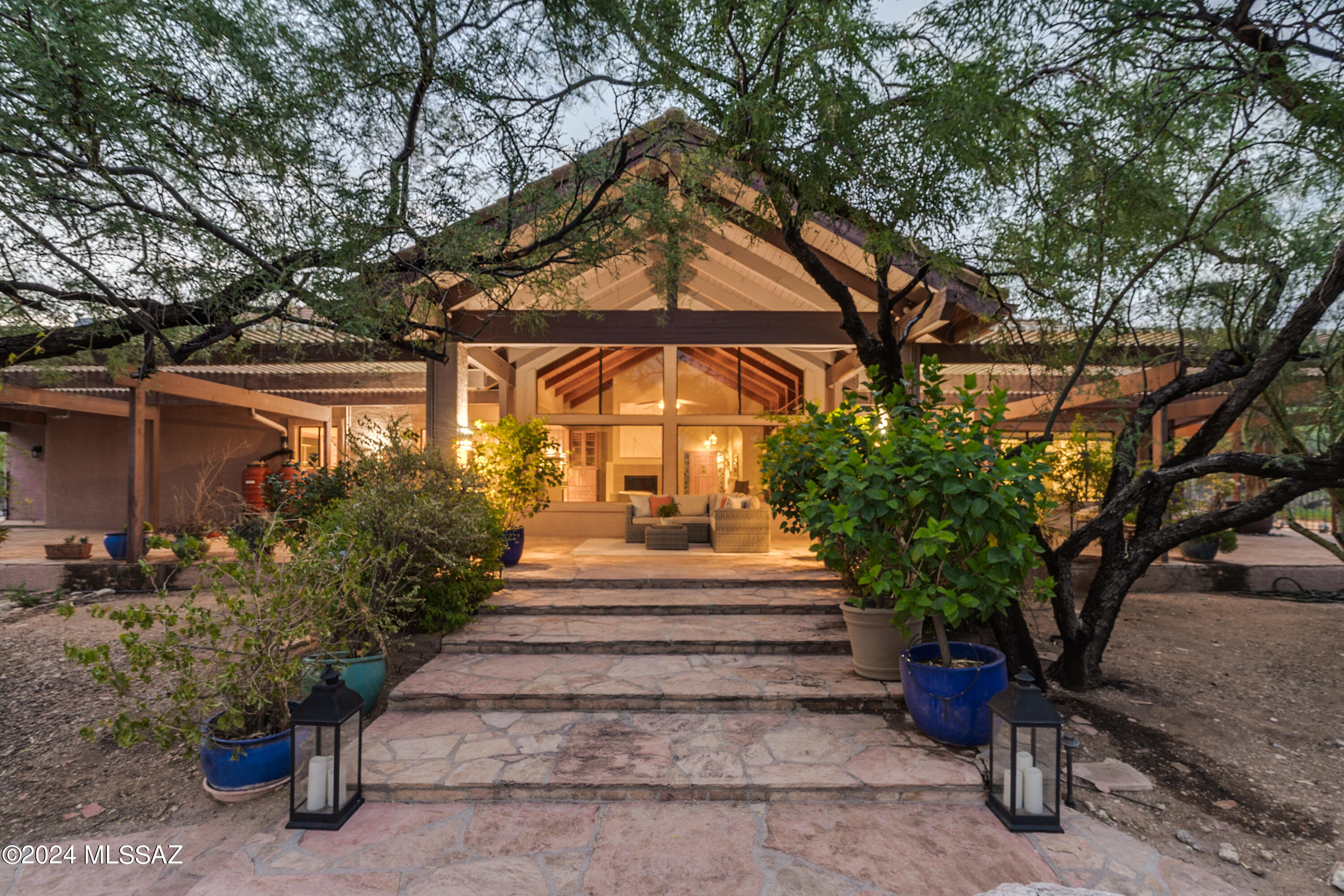 The Homestead (1-8) - Residential
