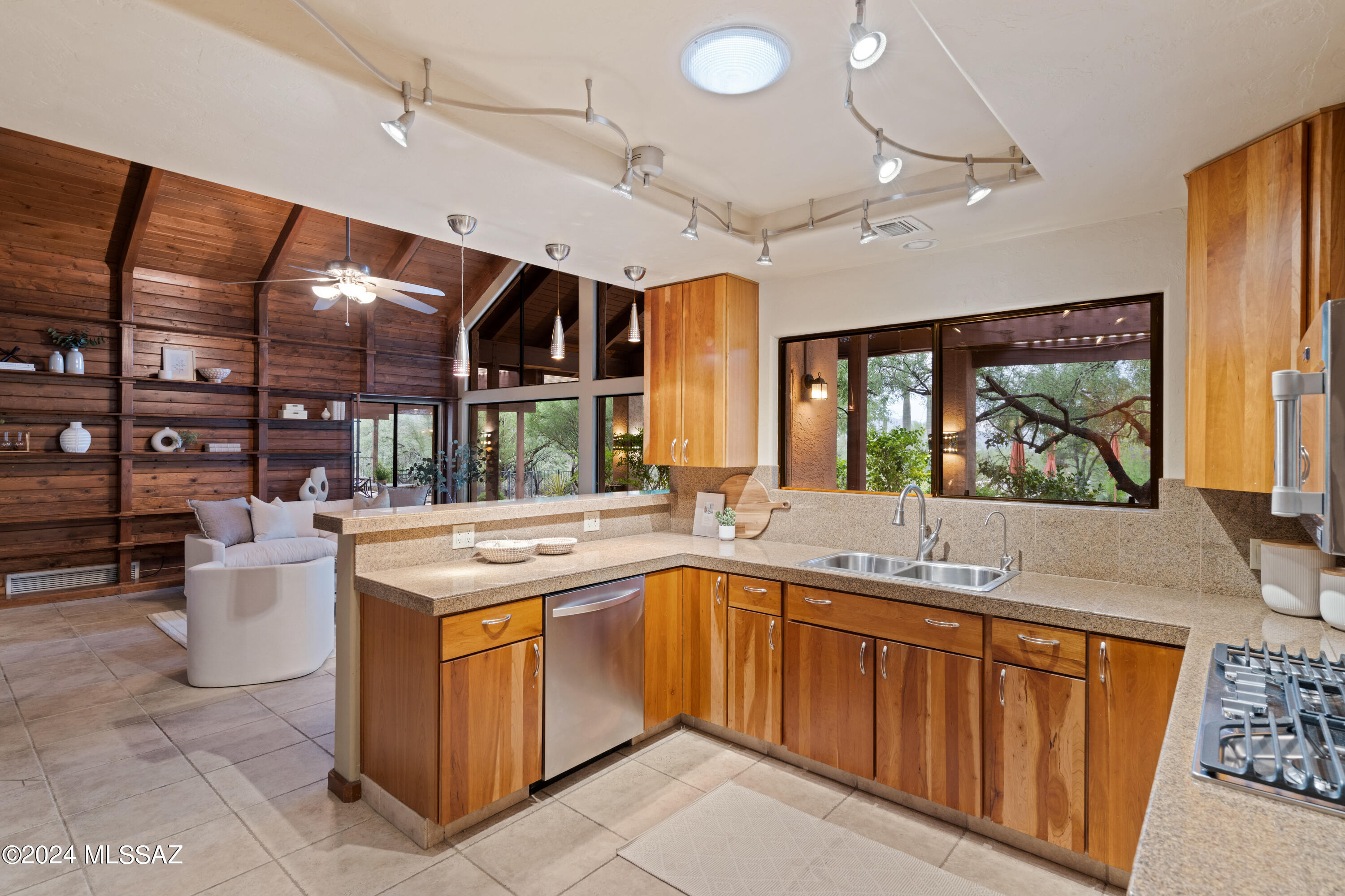 The Homestead (1-8) - Residential