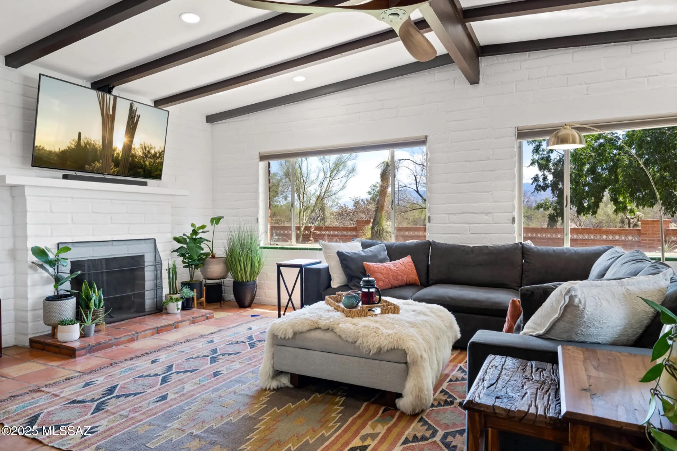 Mesa Del Oro Estates(1-12) - Residential