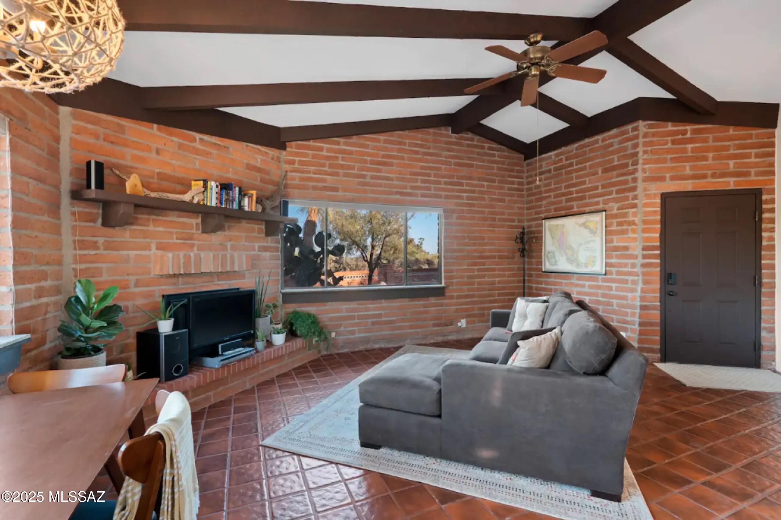 Mesa Del Oro Estates(1-12) - Residential