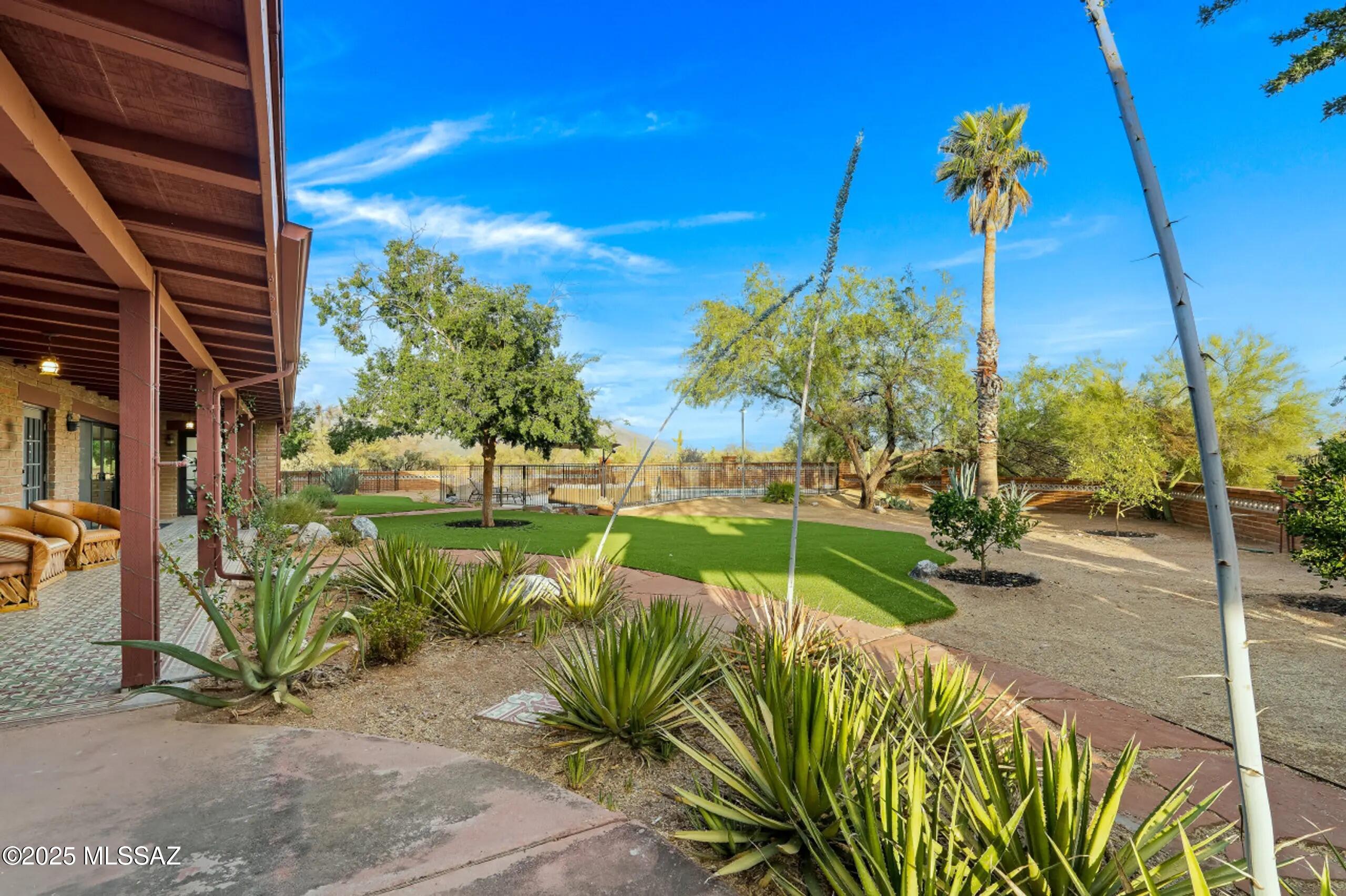 Mesa Del Oro Estates(1-12) - Residential