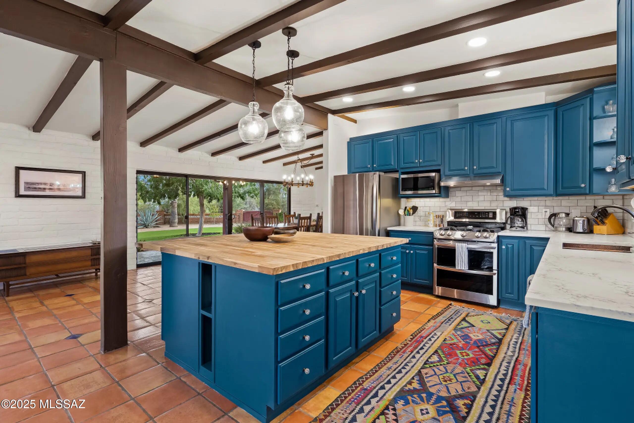 Mesa Del Oro Estates(1-12) - Residential