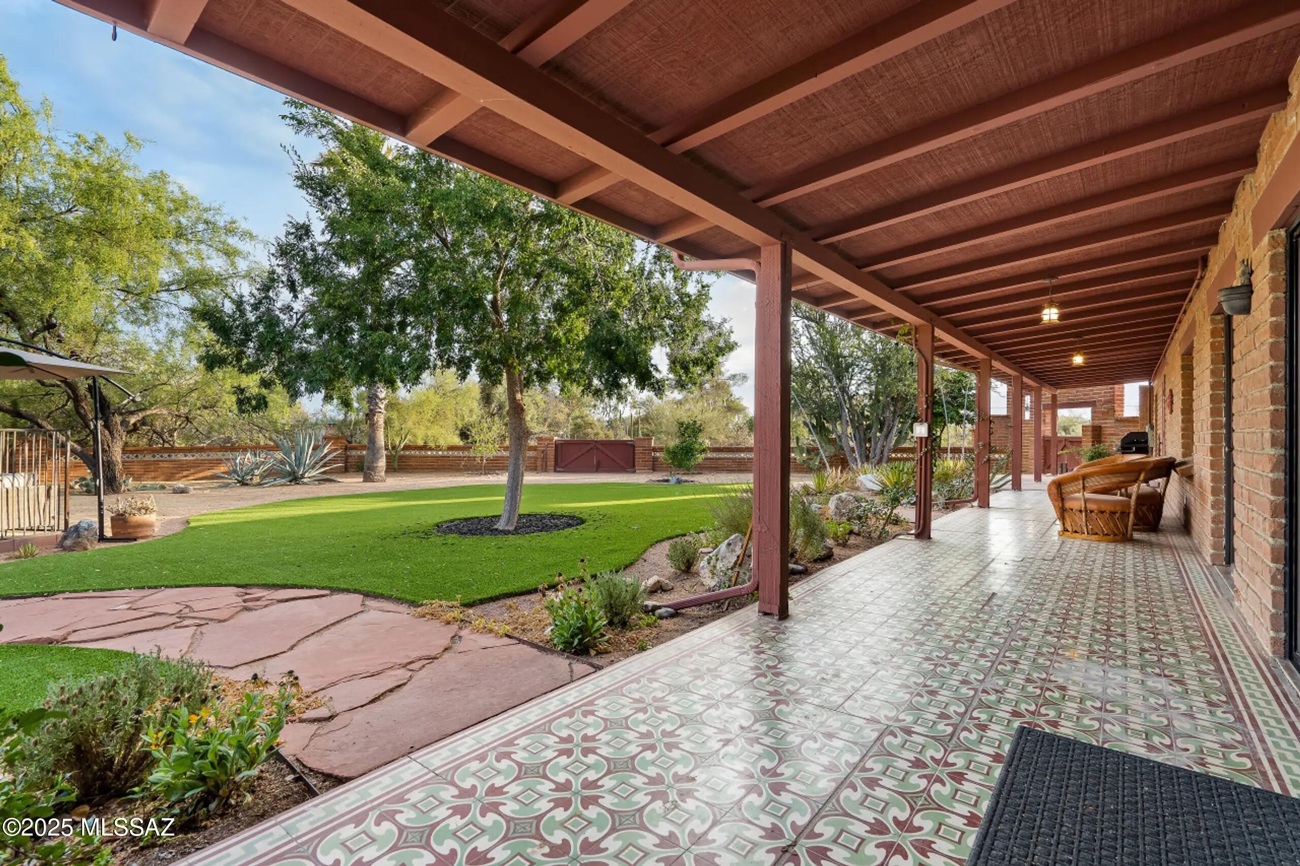 Mesa Del Oro Estates(1-12) - Residential