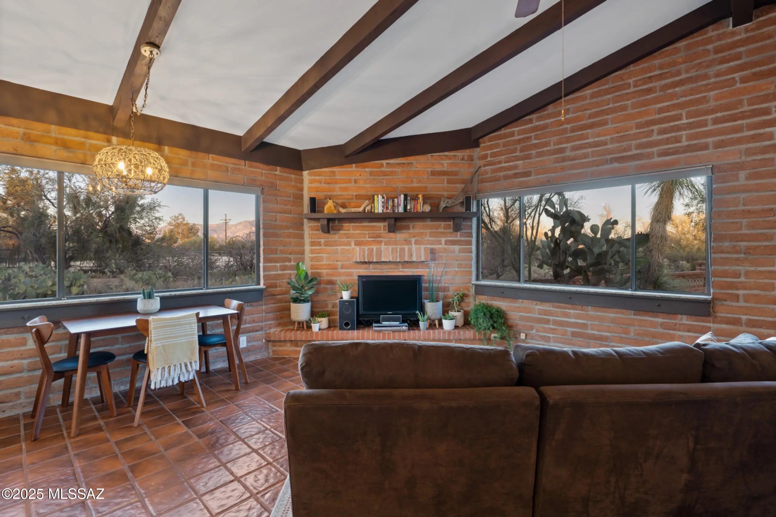 Mesa Del Oro Estates(1-12) - Residential