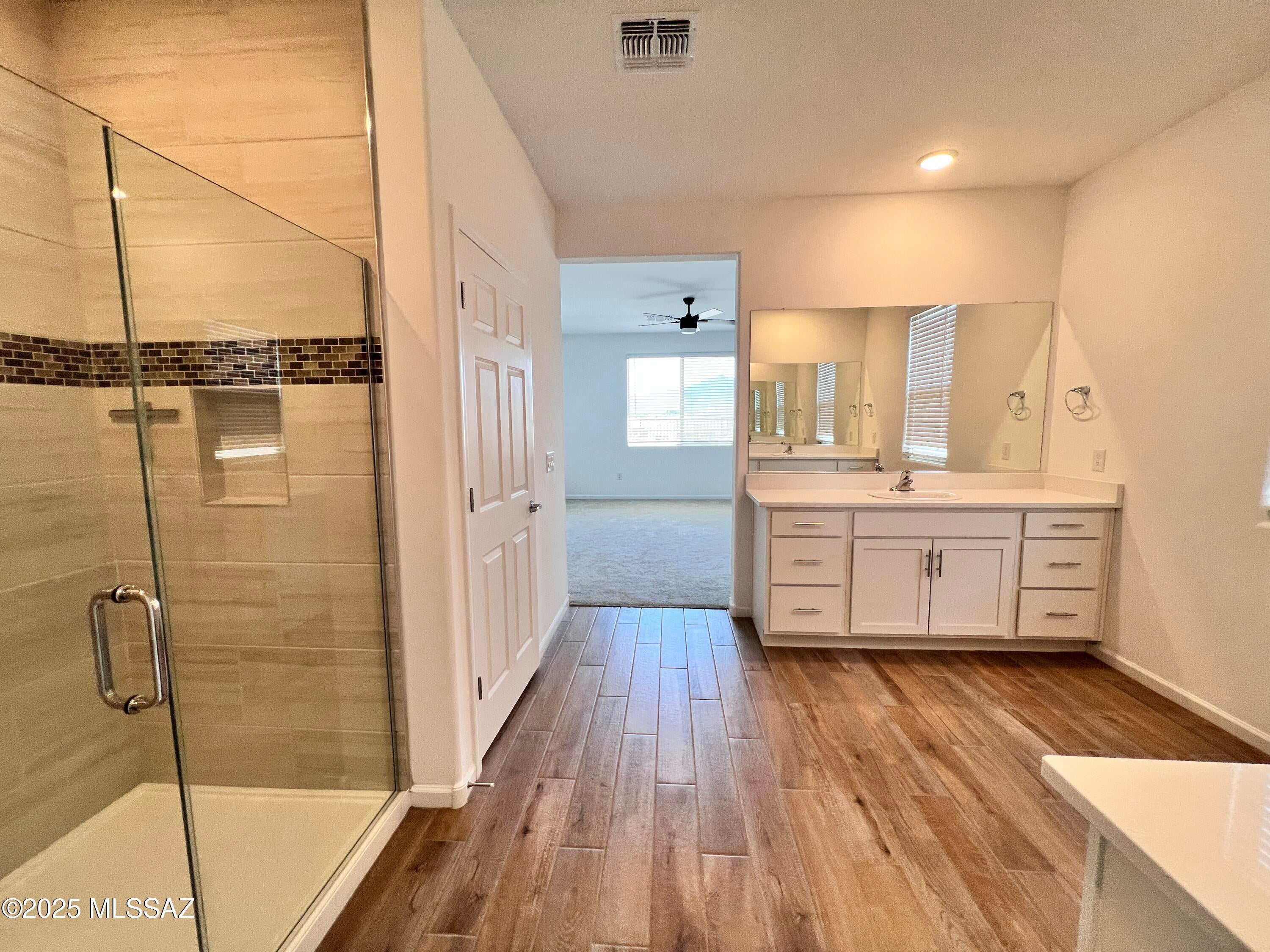 The Vistas At Rincon Knolls SQ20153450534 - Residential Lease