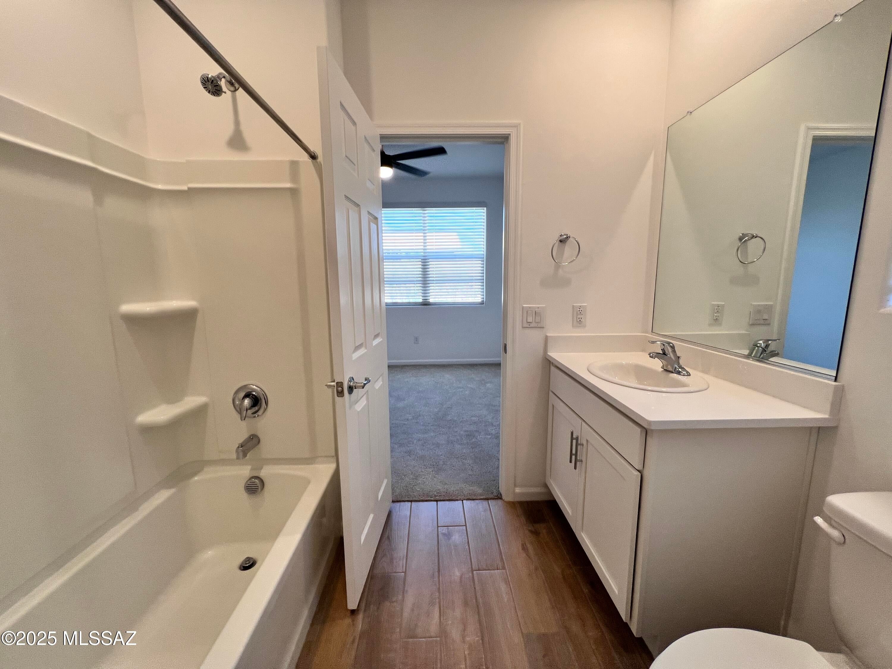 The Vistas At Rincon Knolls SQ20153450534 - Residential Lease