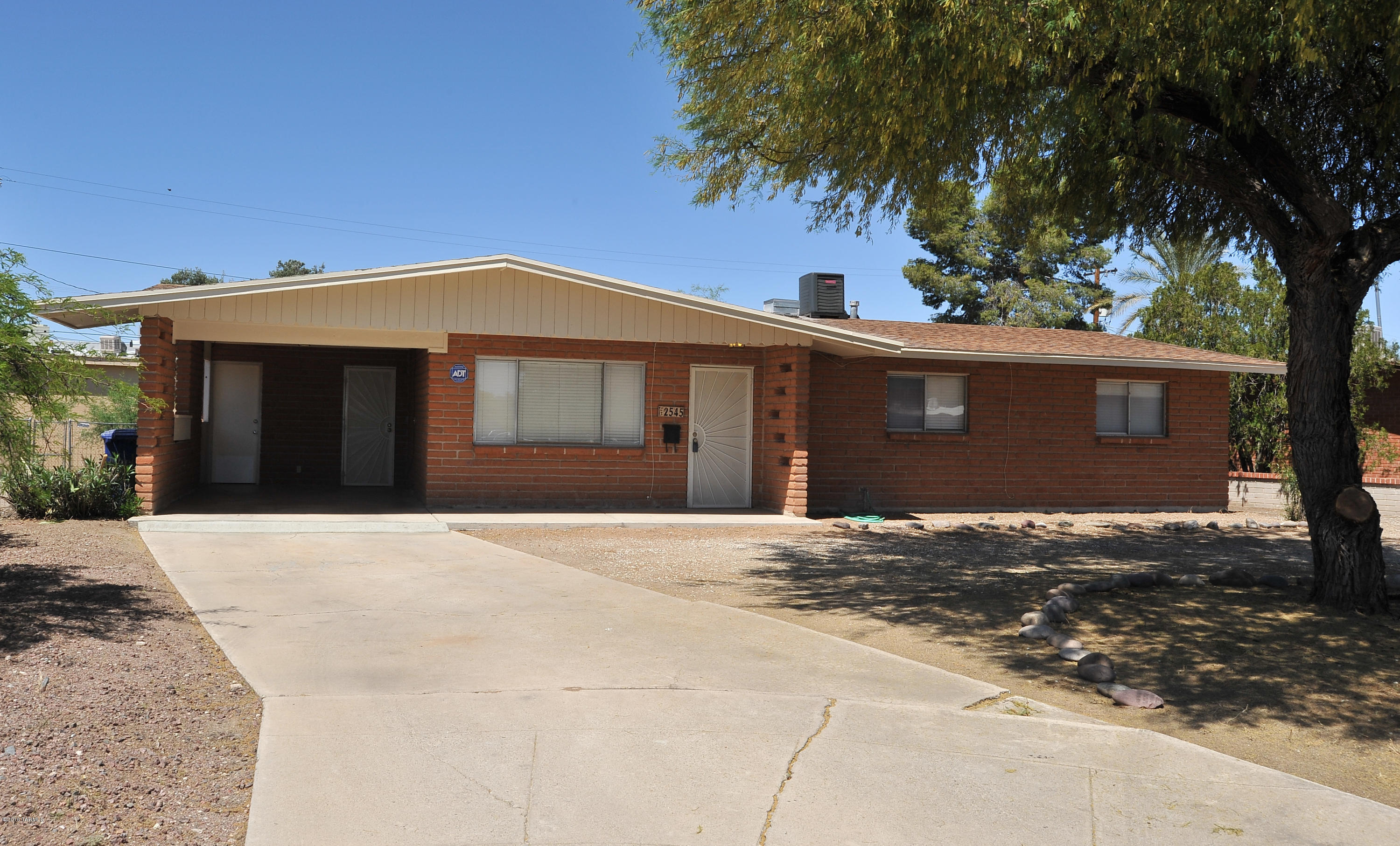 Ocotillo Park (40-76) - Residential Lease