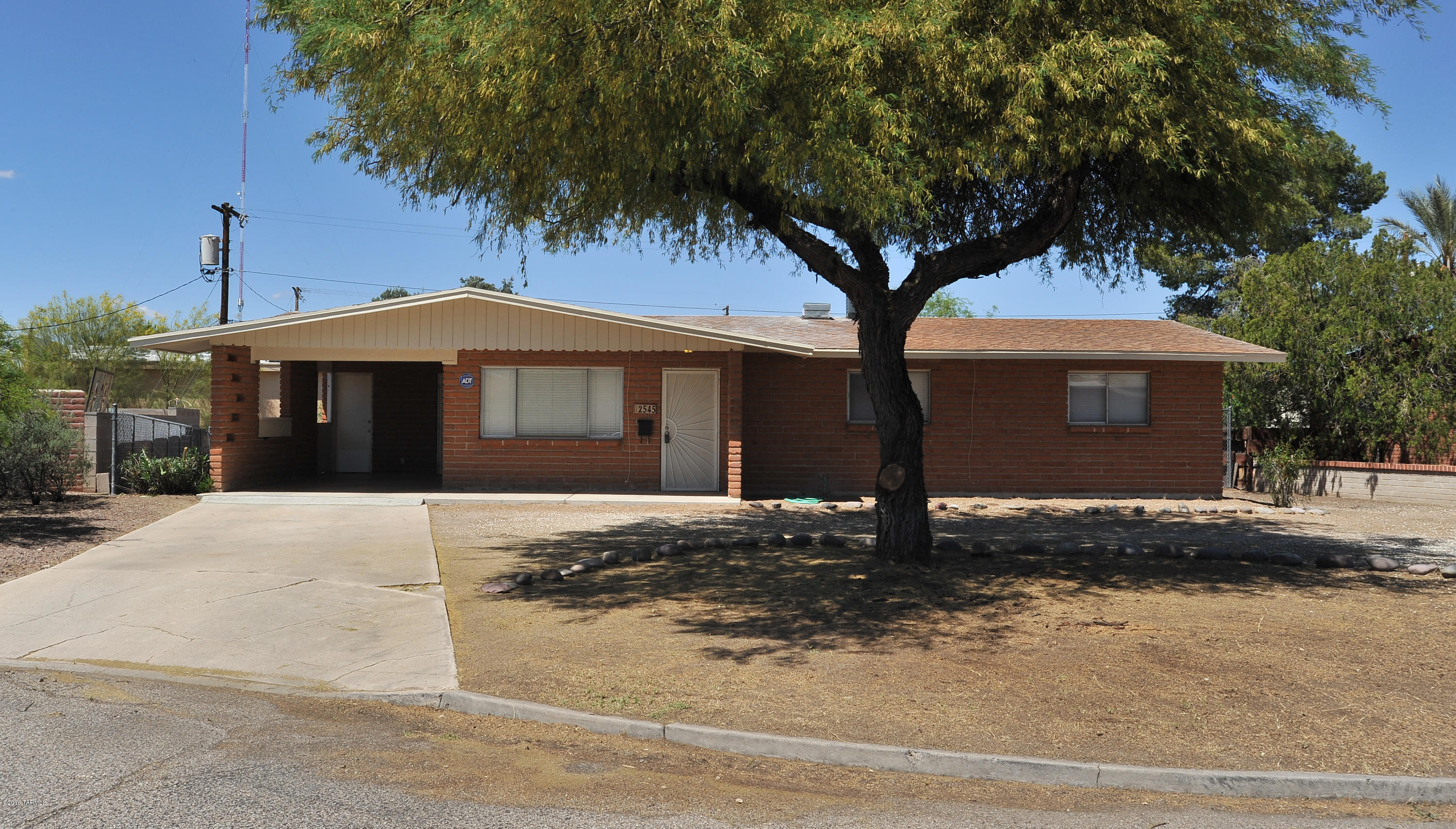 Ocotillo Park (40-76) - Residential Lease
