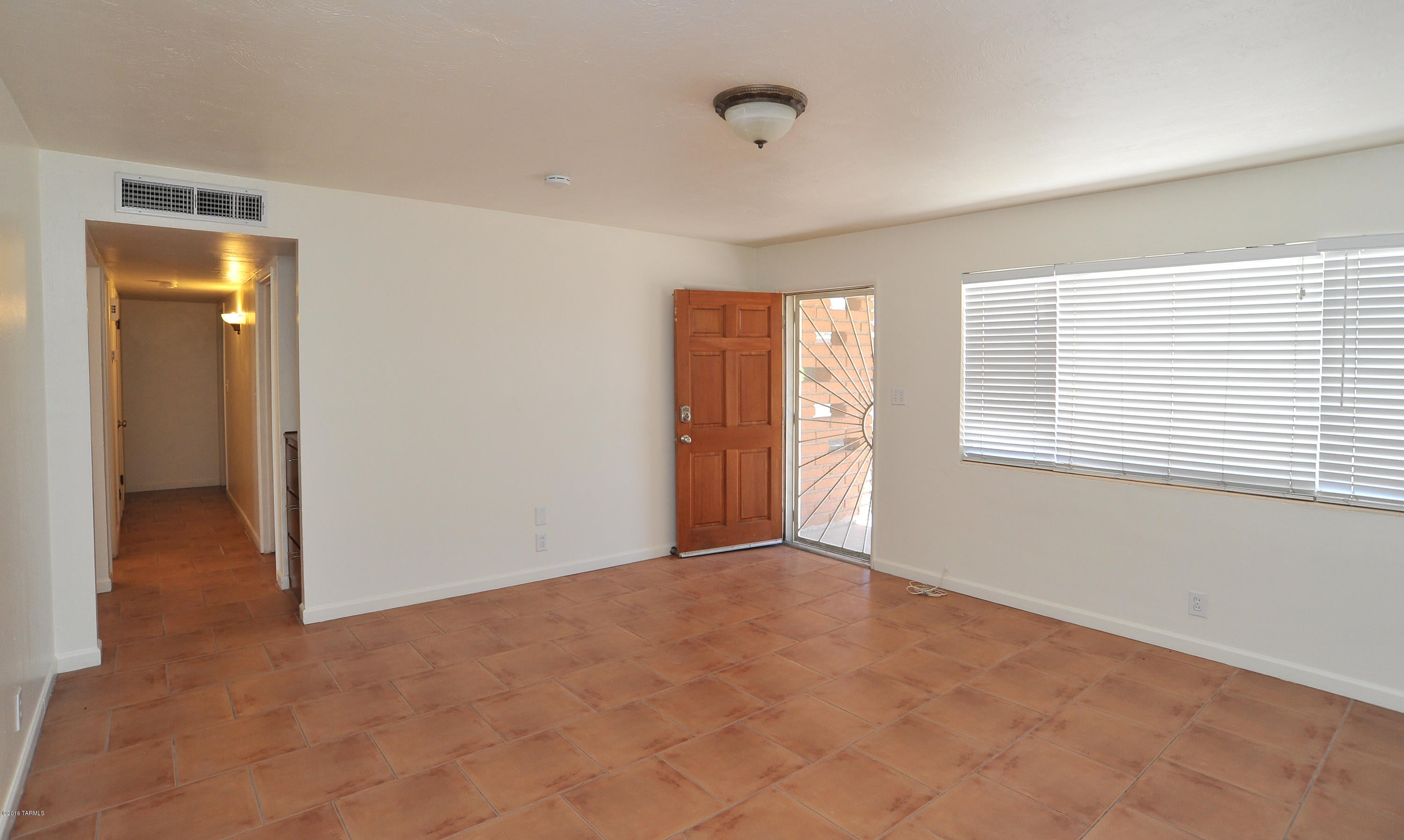 Ocotillo Park (40-76) - Residential Lease