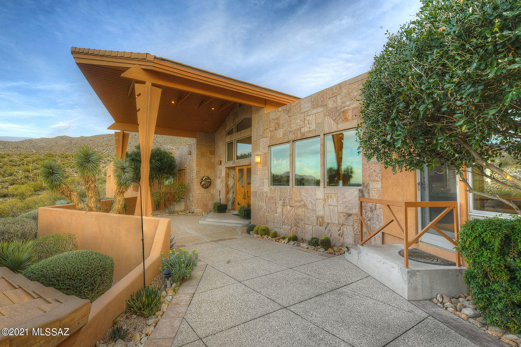 La Reserve (1-24) - Residential