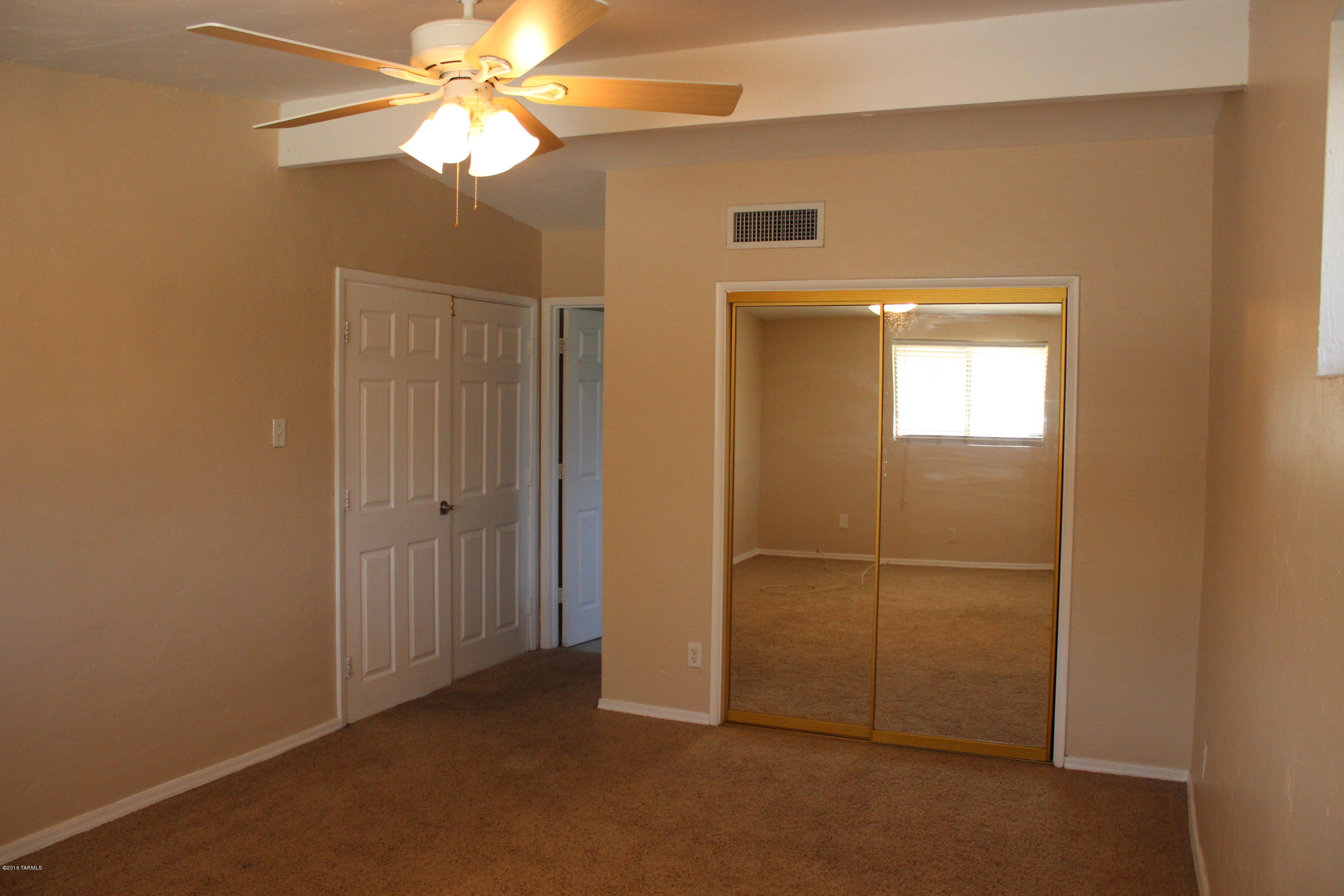 Ocotillo Park (40-76) - Residential