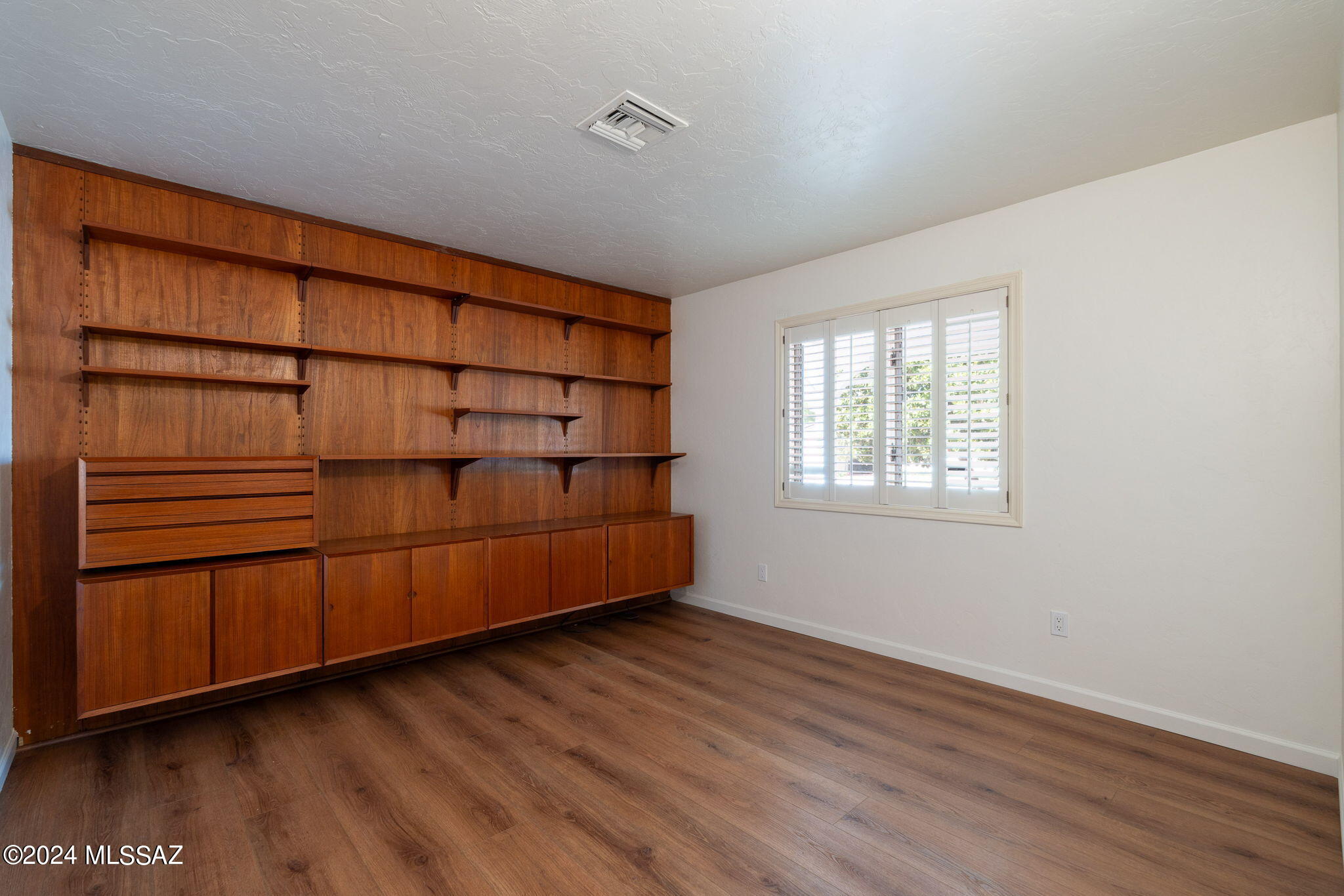 Sunset North (1-47) - Residential