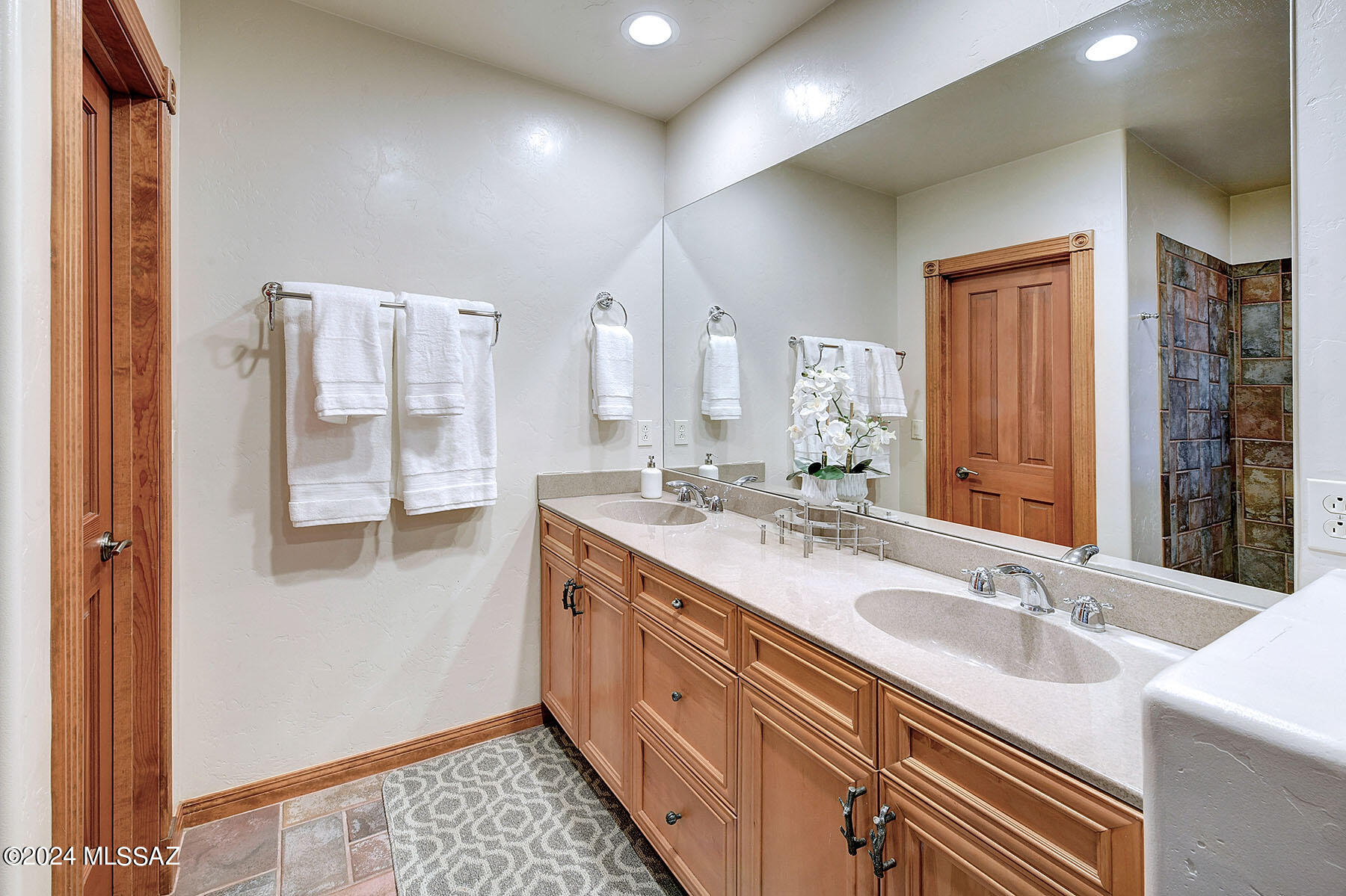 Country Club Estates NO. 1 - Residential