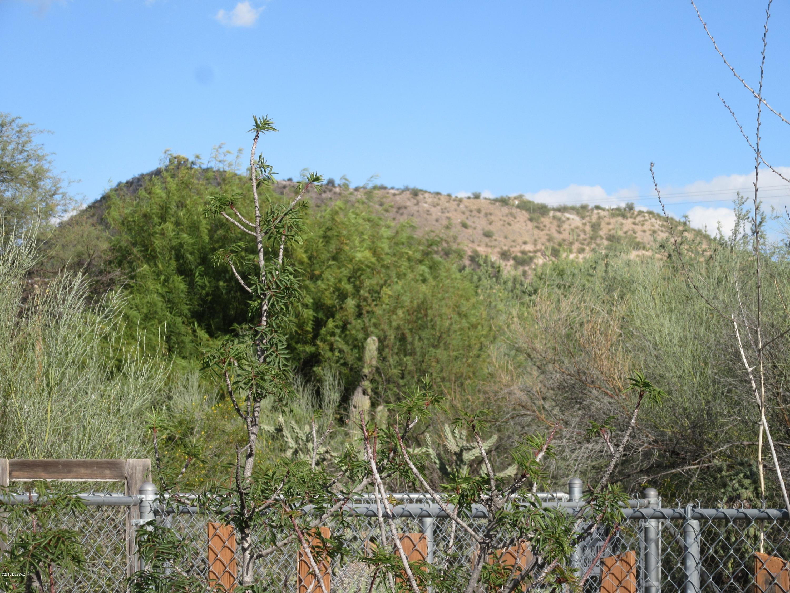 Vista Del Pueblo - Residential