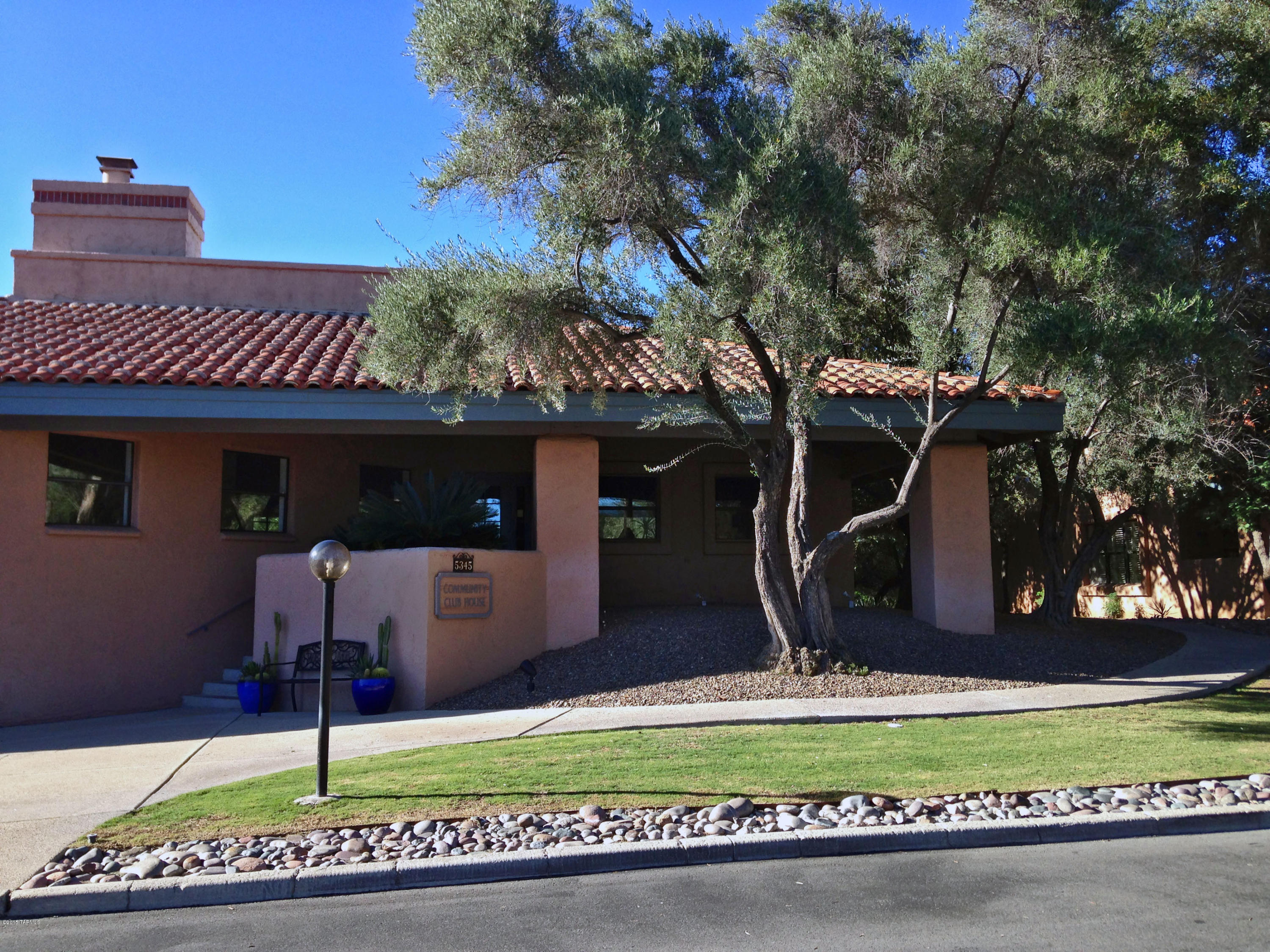 Ventana De Sabino Villas (1-90) - Residential Lease