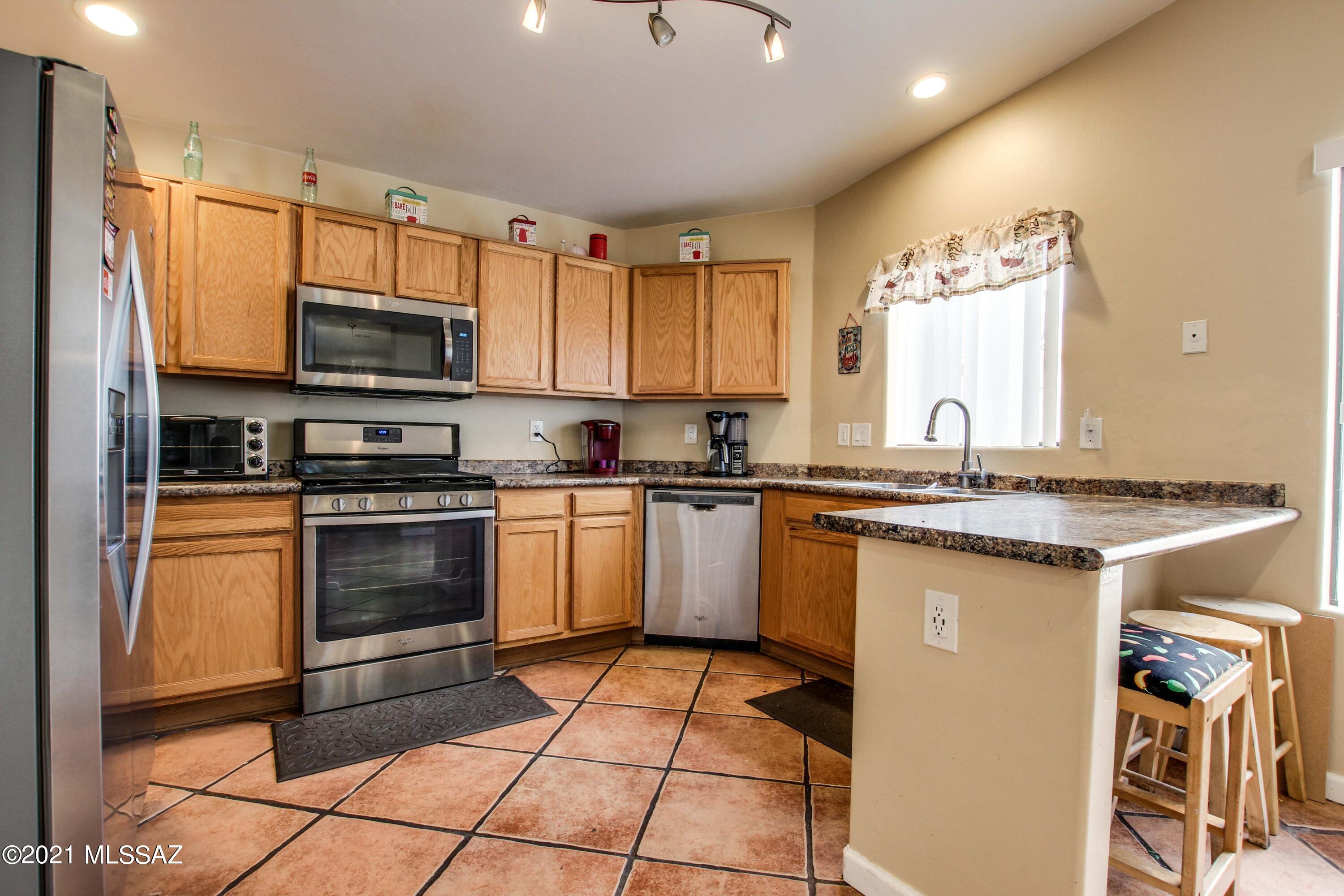 Oakmore At Midvale (66-90,114-120,129-134,151-198) - Residential