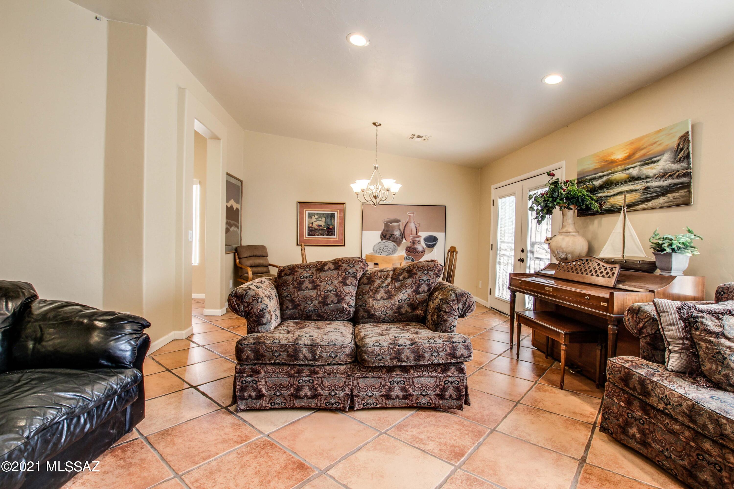 Oakmore At Midvale (66-90,114-120,129-134,151-198) - Residential
