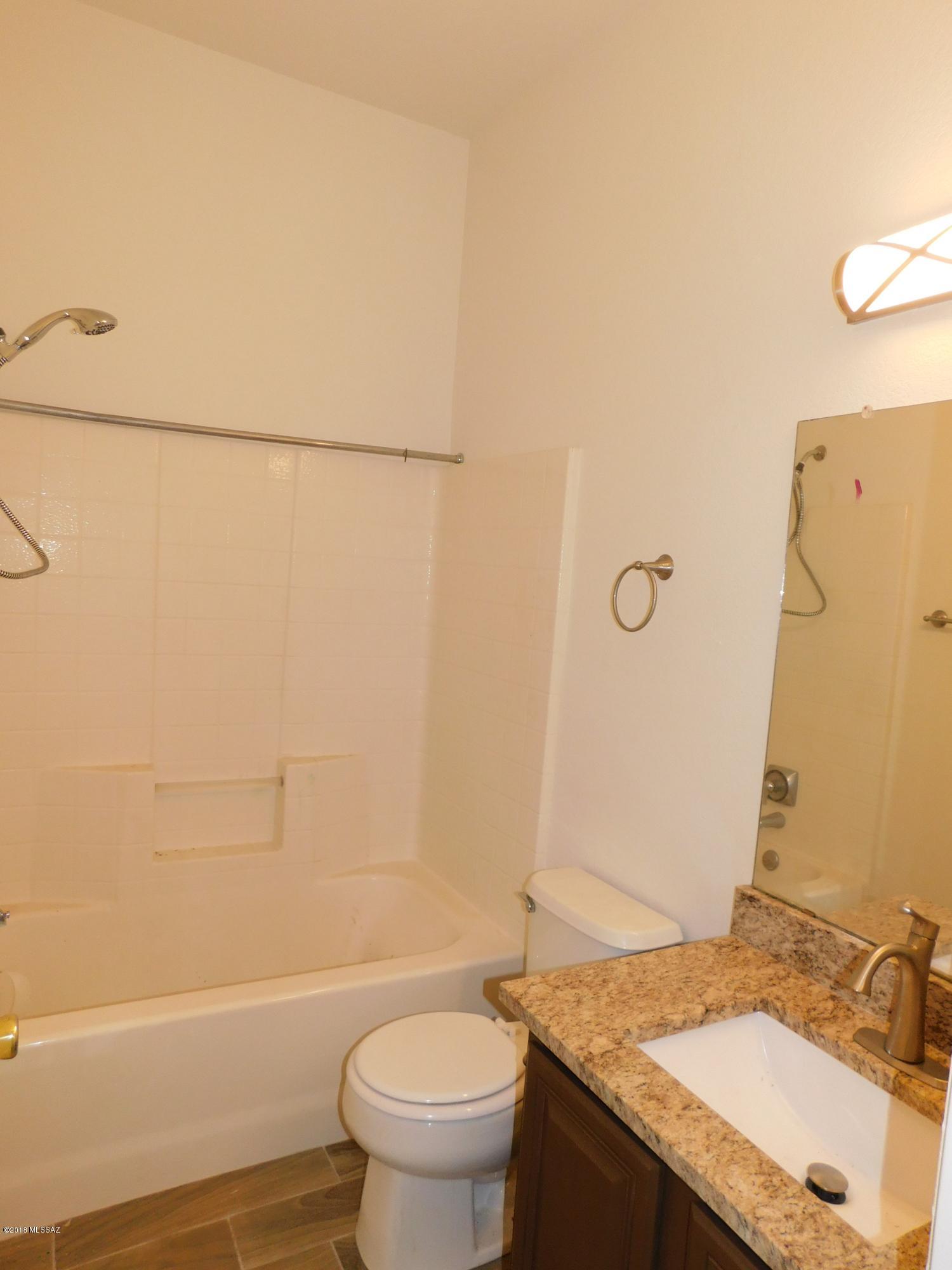 Lincoln Park - Residential Lease