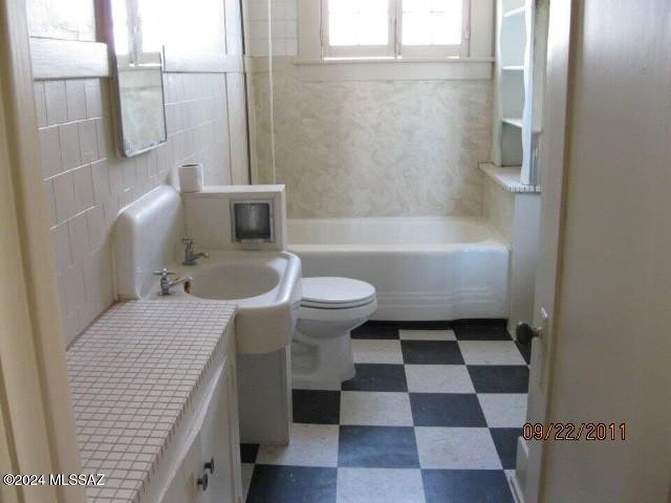 Buells Addition, Blks 13, 14, 15 Resub. - Residential Income