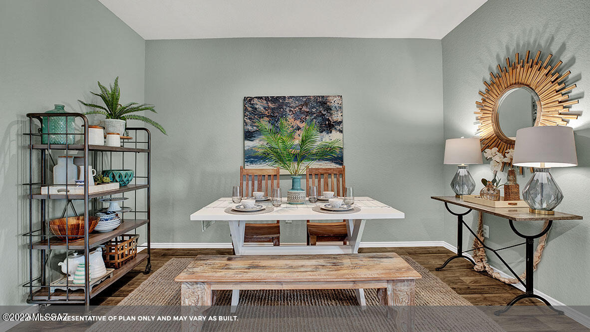 Saguaro Bloom SQ20180540069 - Residential