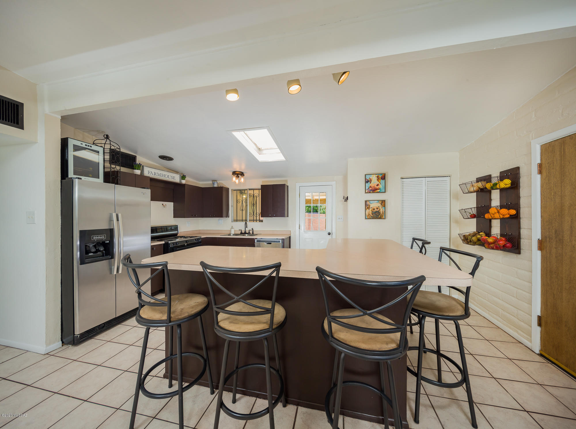 Kingston Knolls Terrace - Residential