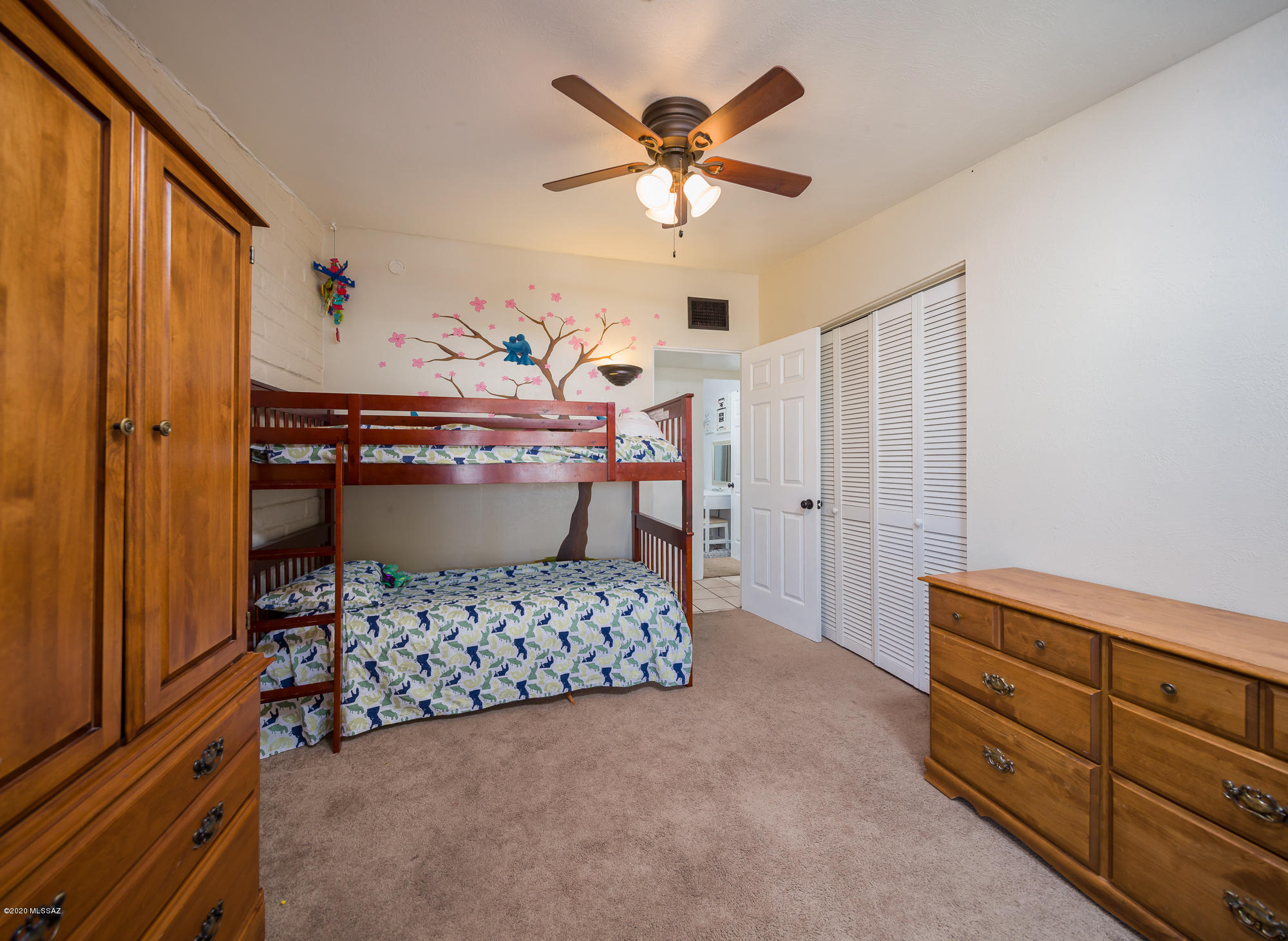 Kingston Knolls Terrace - Residential