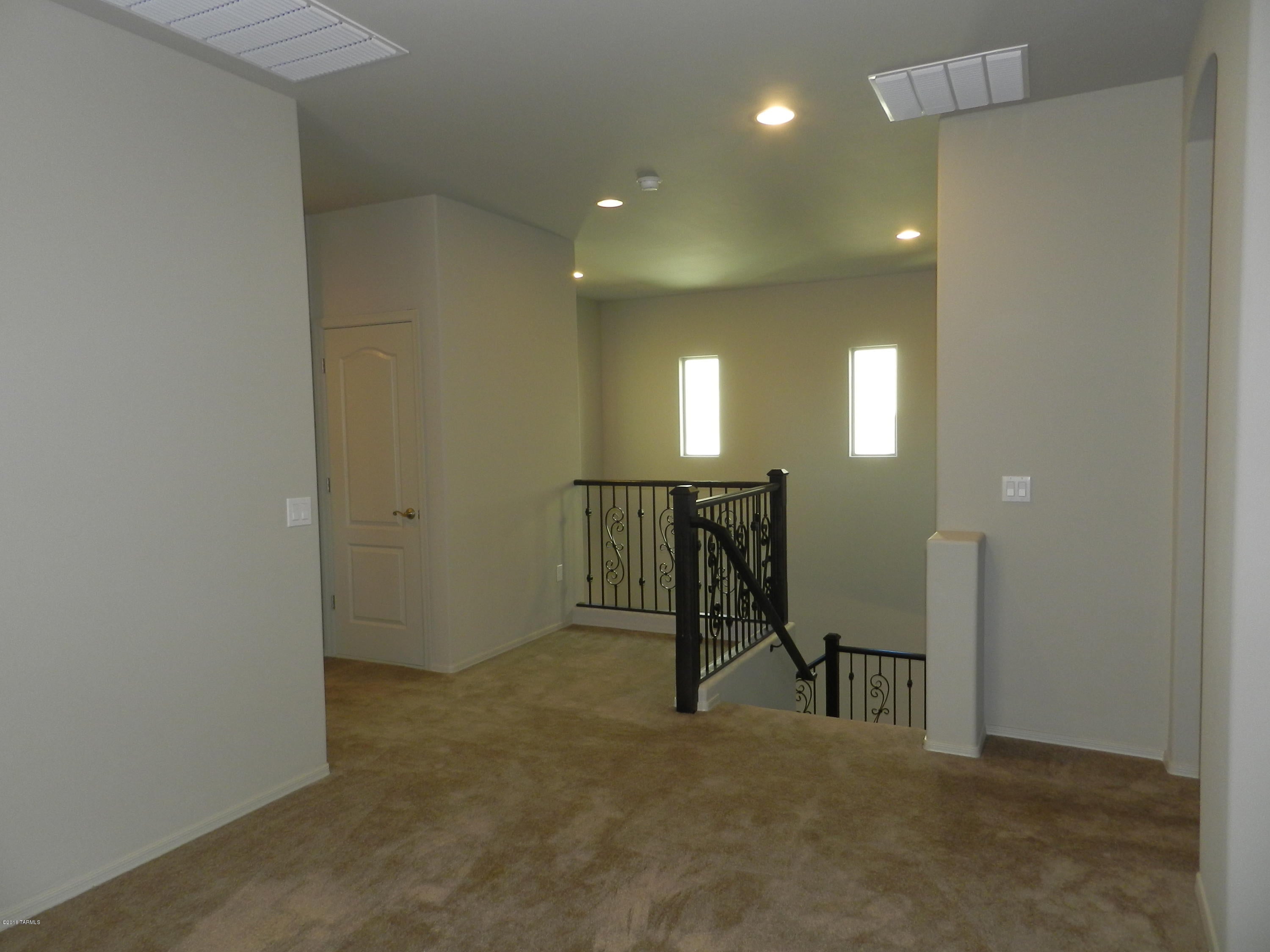 Mariposa Trail - Residential Lease