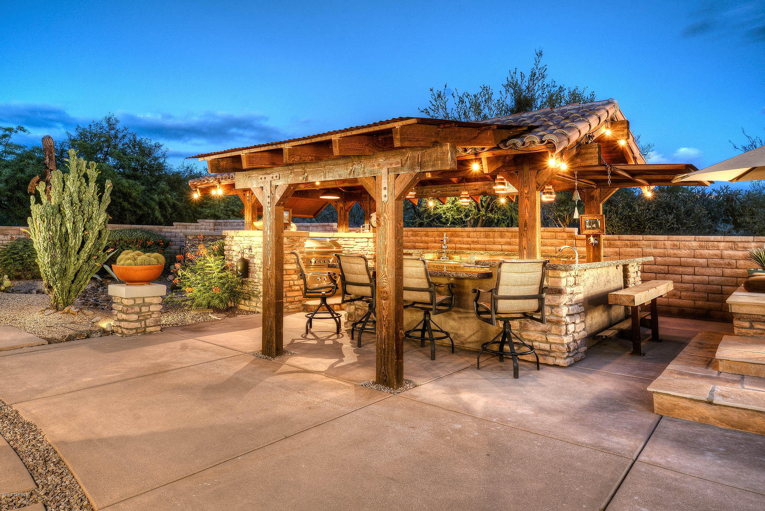 Dos Lagos at Dove Mountain (1-91) - Residential