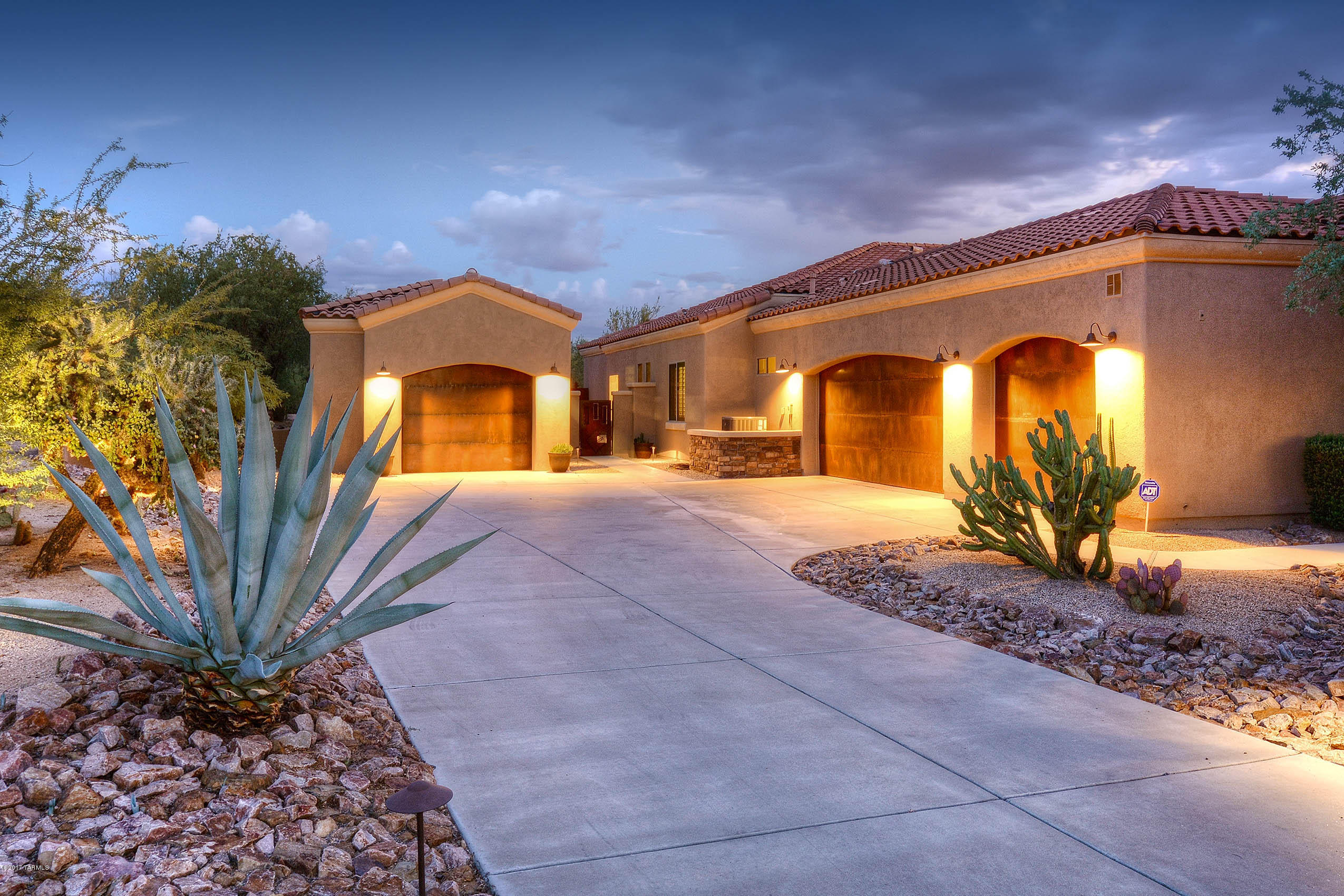 Dos Lagos at Dove Mountain (1-91) - Residential