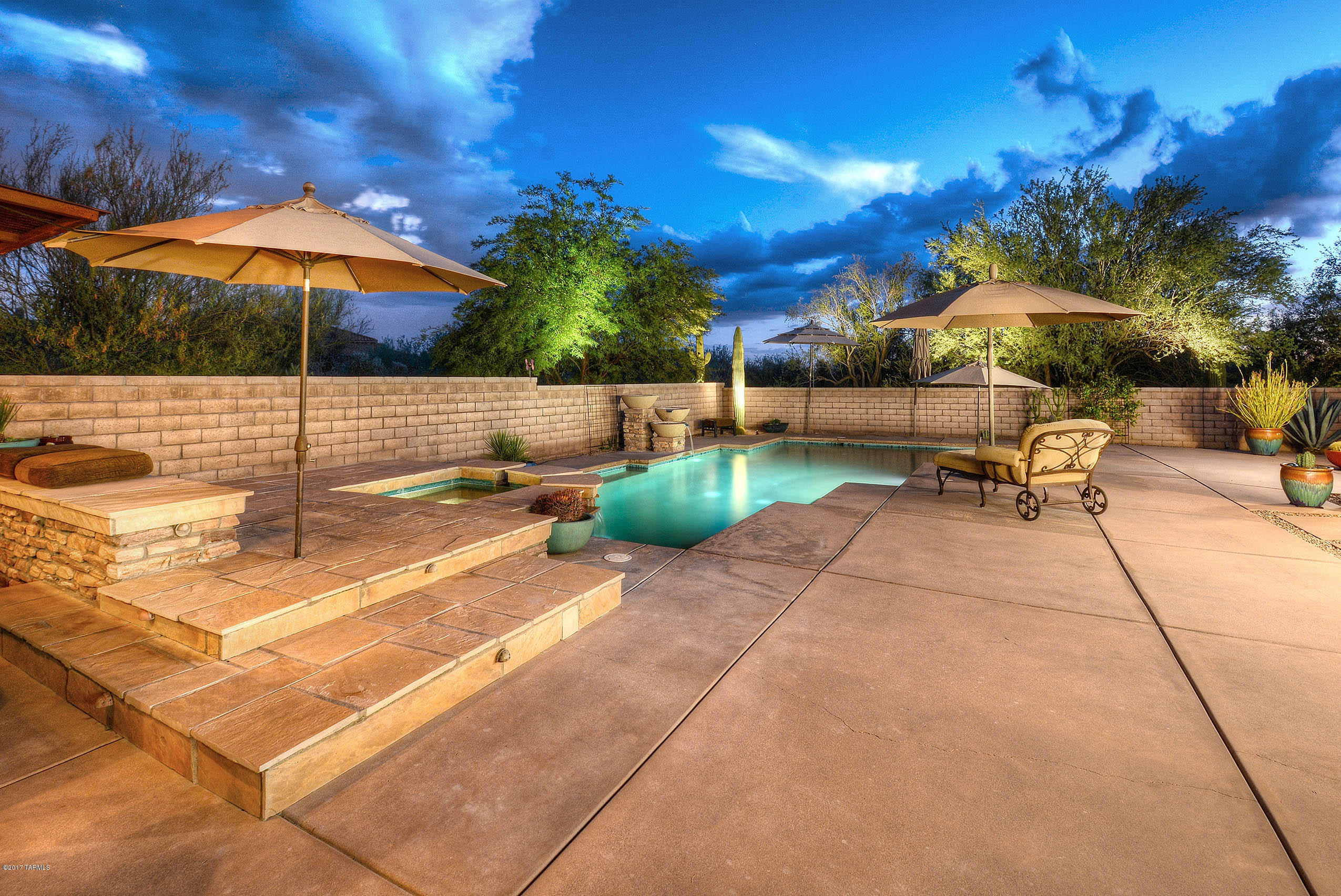 Dos Lagos at Dove Mountain (1-91) - Residential