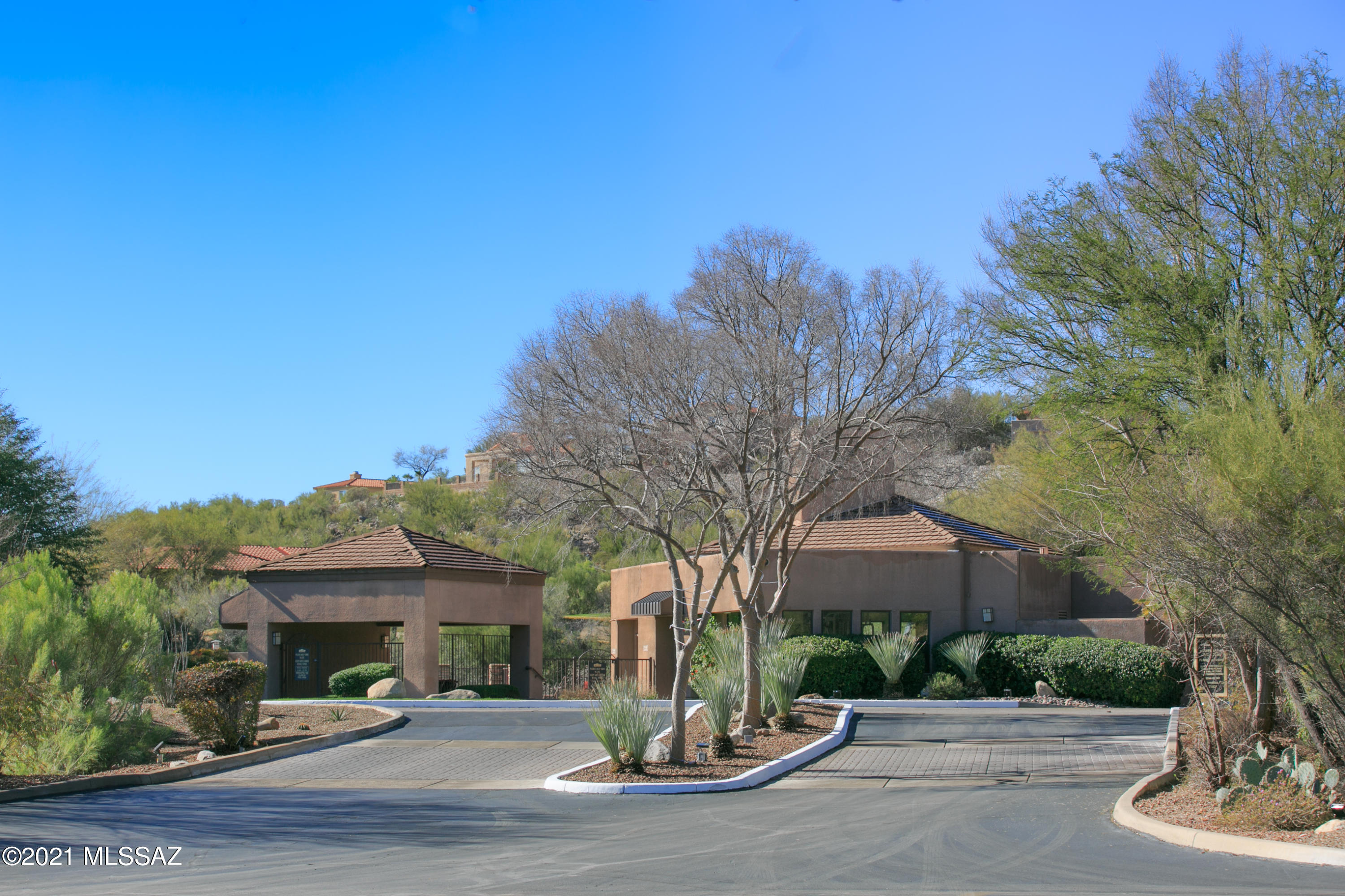 Greens at Ventana Canyon - Residential