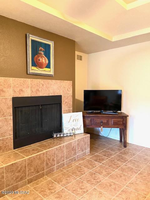 Ventana Vista Condominiums - Residential